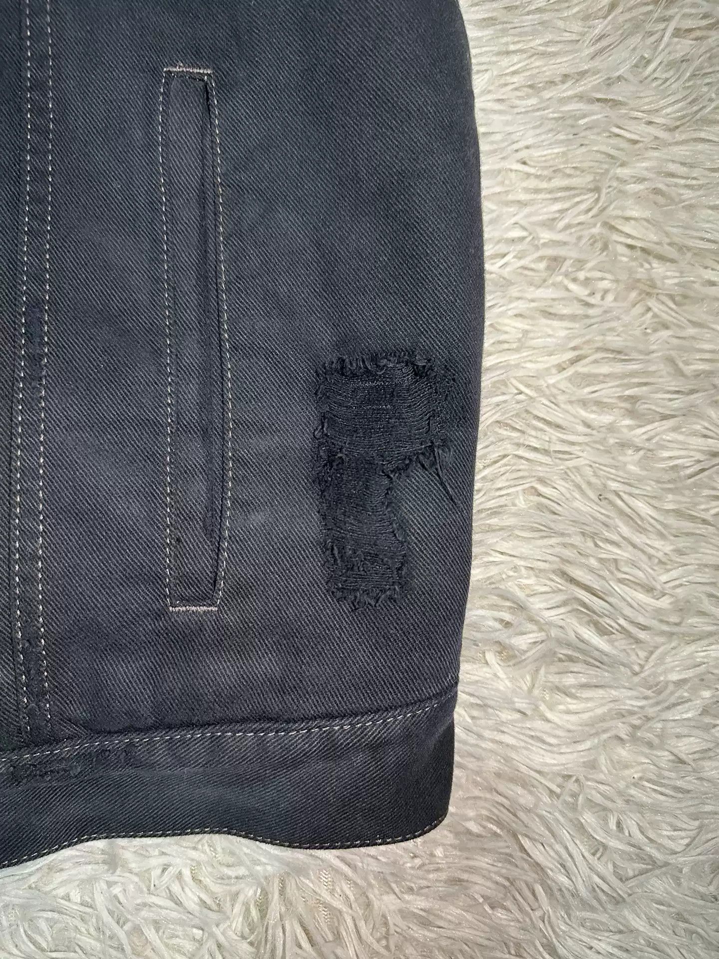 Balenciaga Balenciaga23ss Snowy Monster NYSE Hooded Fur Denim Damaged Washed Jacket Coat Size US S / EU 44-46 / 1 - 5 Thumbnail