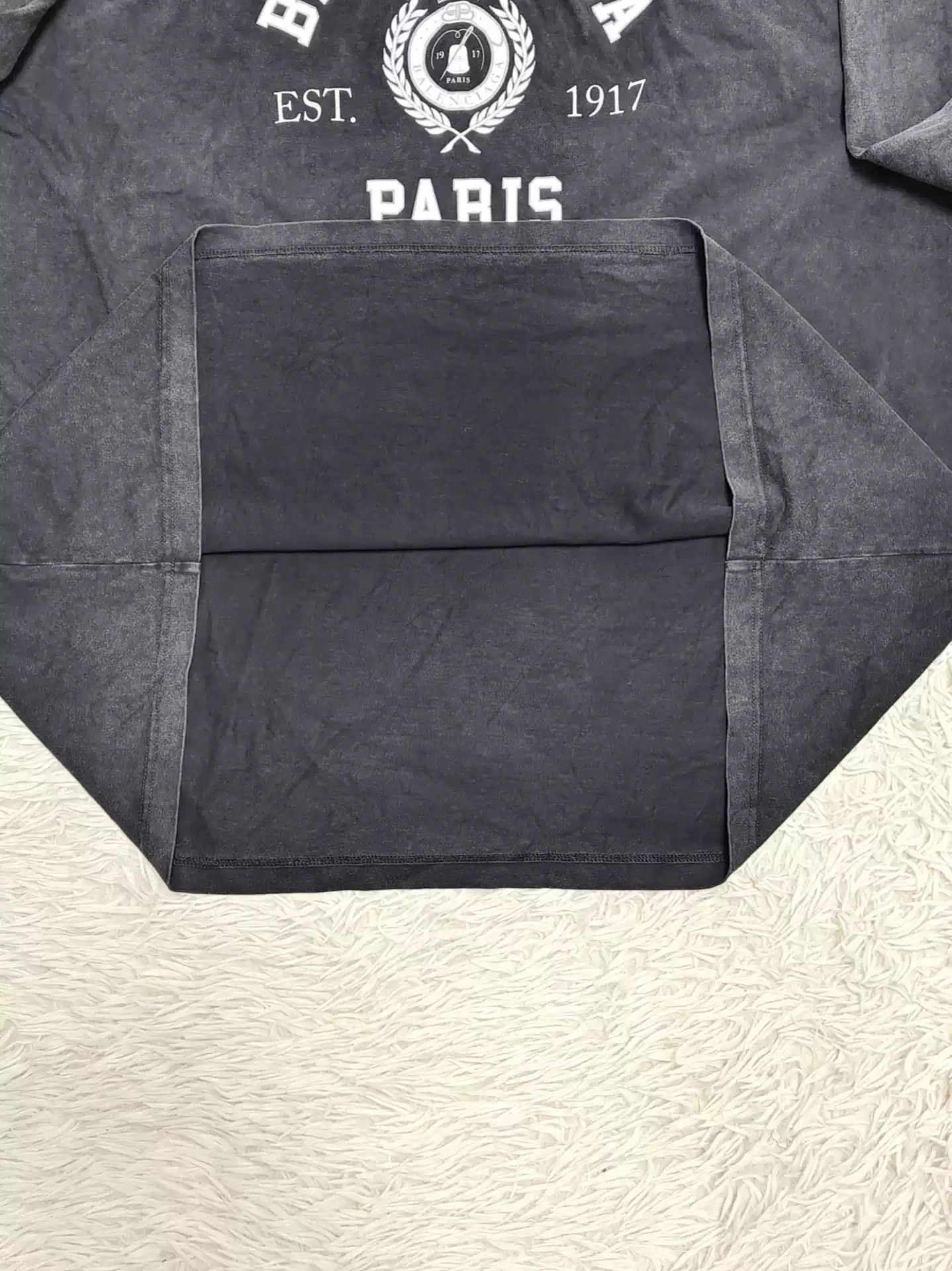 Balenciaga Balenciaga22SS Double B Splice Crown Ear 1917 Worn Out Long Sleeves Size US L / EU 52-54 / 3 - 5 Thumbnail