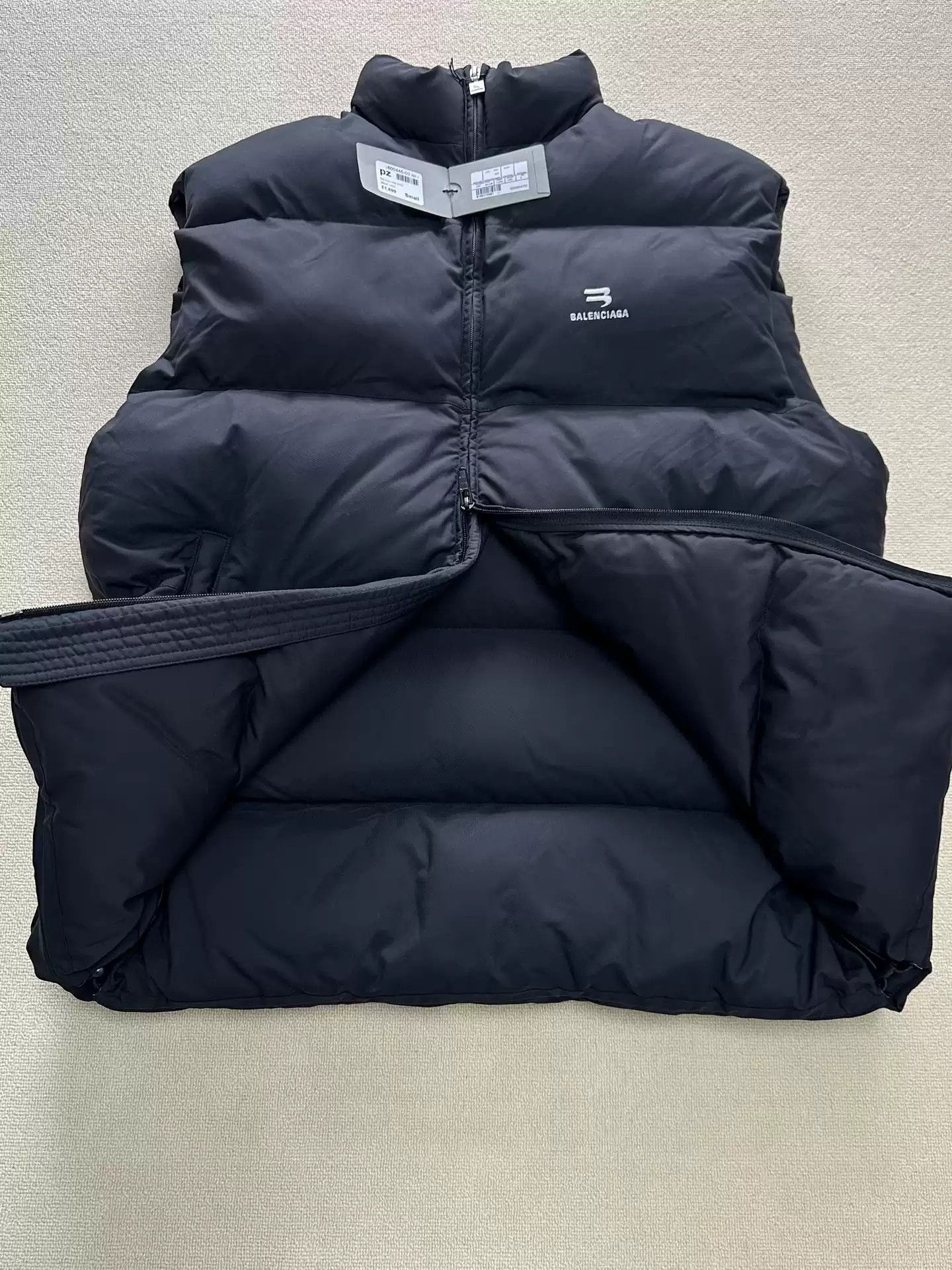 Balenciaga Balenciaga 22SS 3Bsports embroidered logo vest down jacket Size US S / EU 44-46 / 1 - 5 Thumbnail