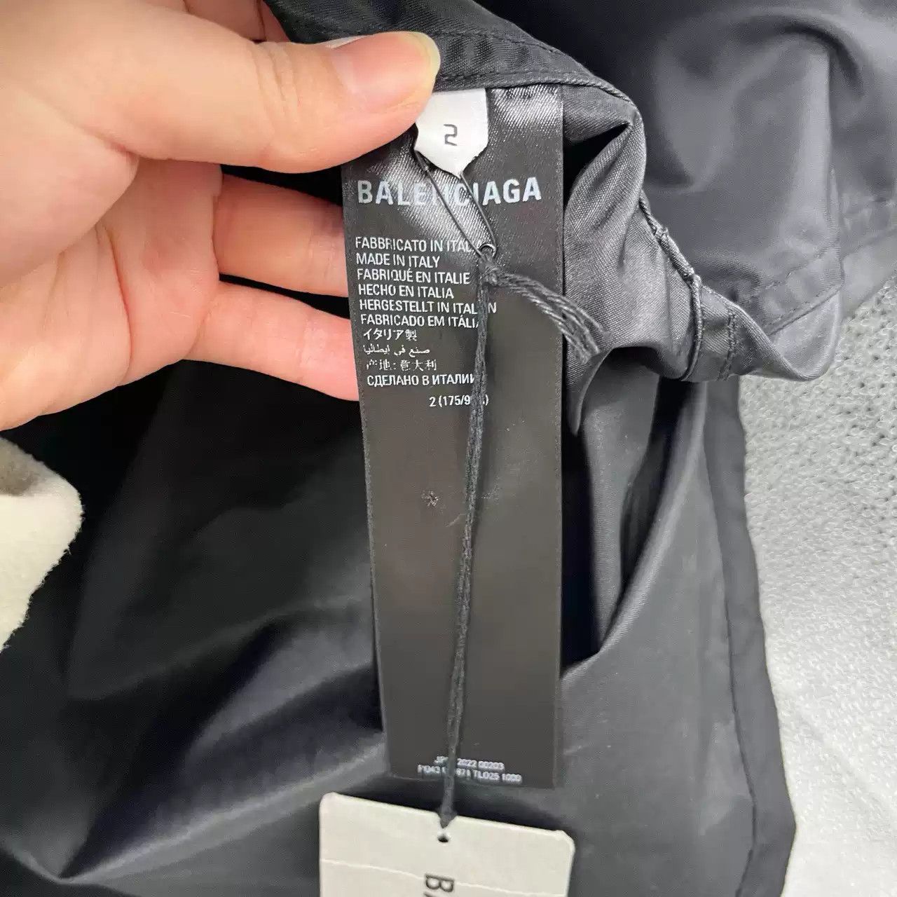 Balenciaga Balenciaga black and white printed logo for ski sprinters Jacket Size US XL / EU 56 / 4 - 3 Thumbnail
