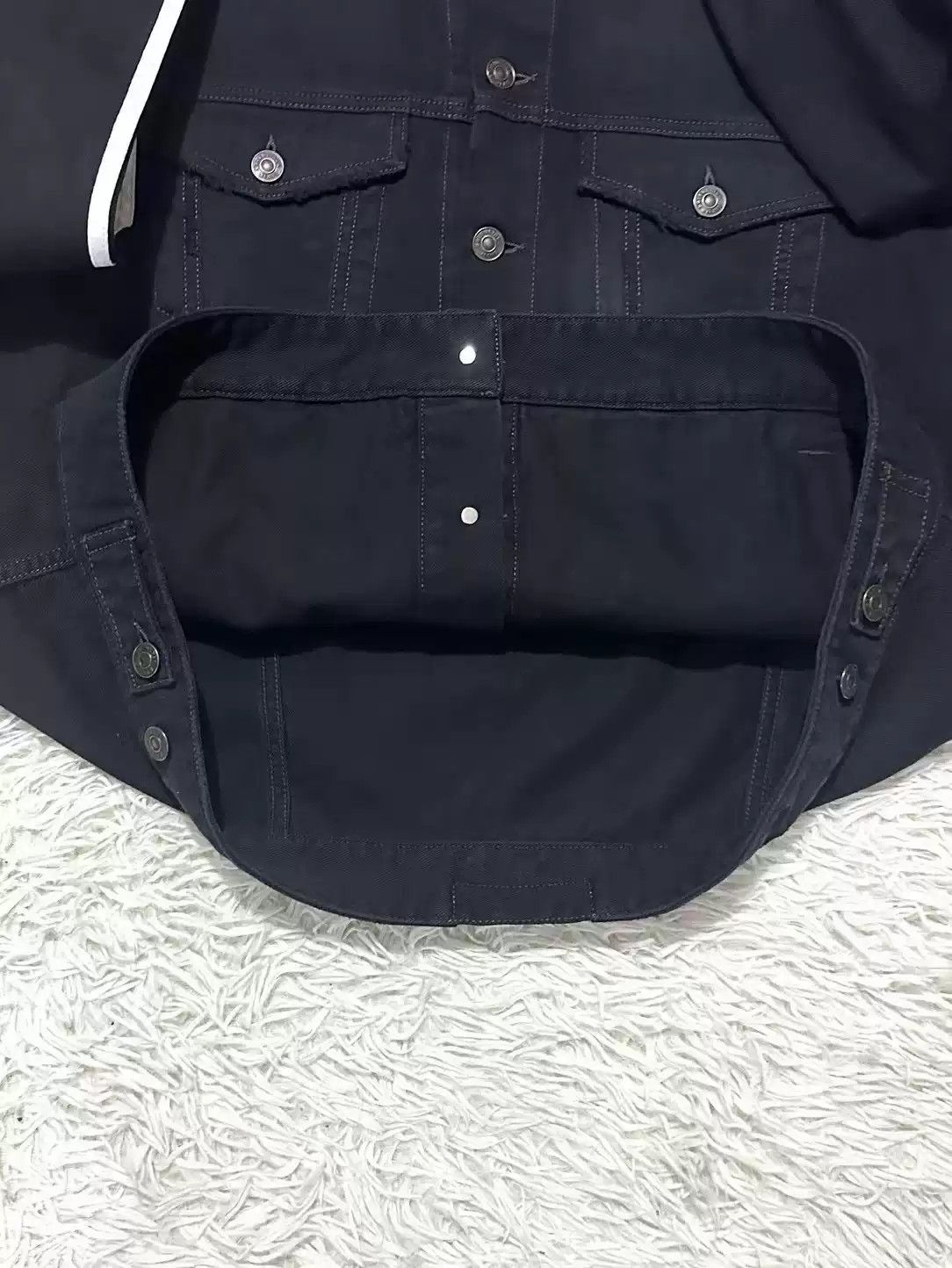 Balenciaga Balenciaga Adidas collaborates on the 23SS fashion show featuring a distressed denim jacket Size US M / EU 48-50 / 2 - 5 Thumbnail