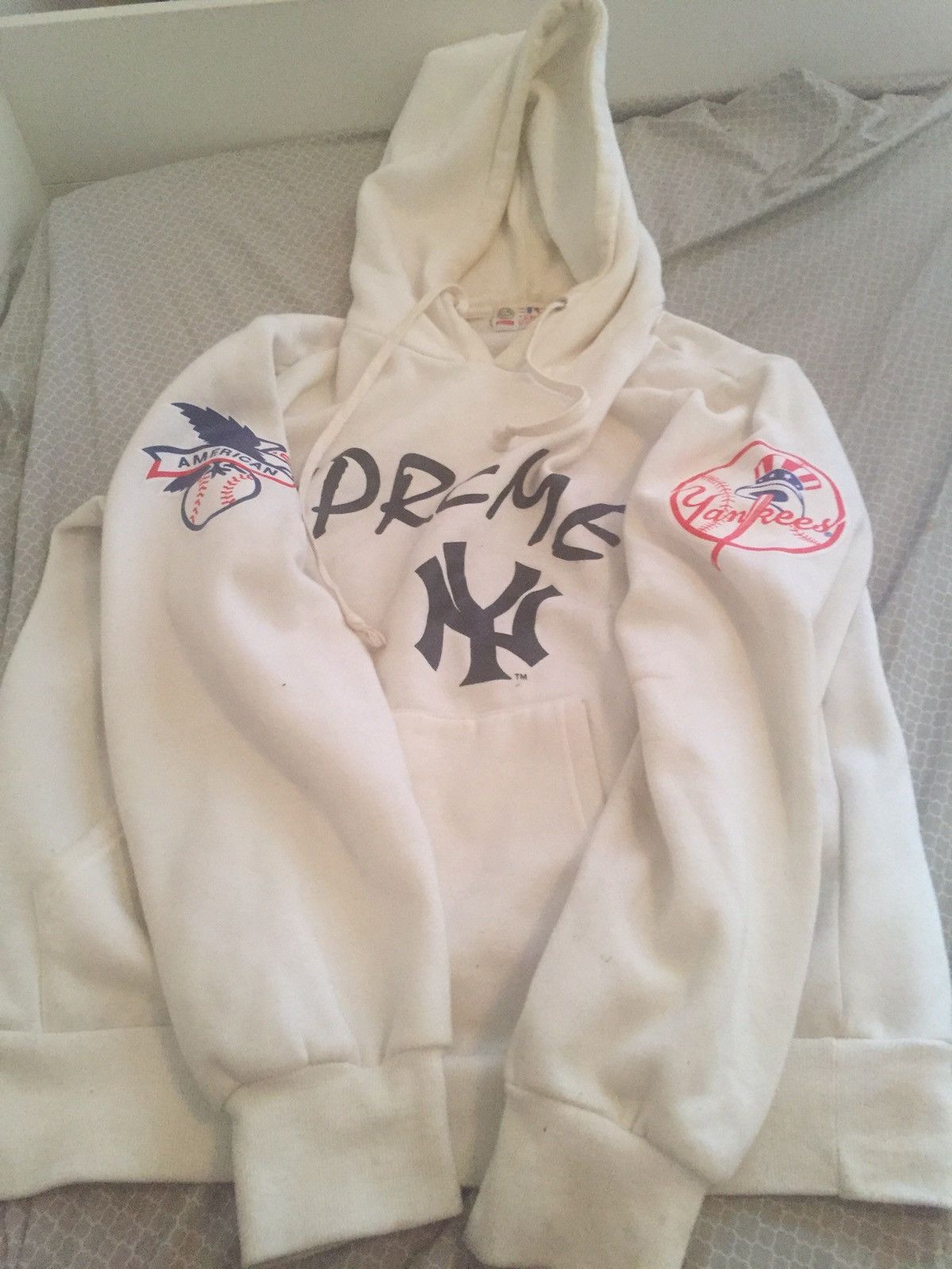 Supreme 2015 x Yankees Hoodie - Blue Sweatshirts & Hoodies, Clothing -  WSPME58209