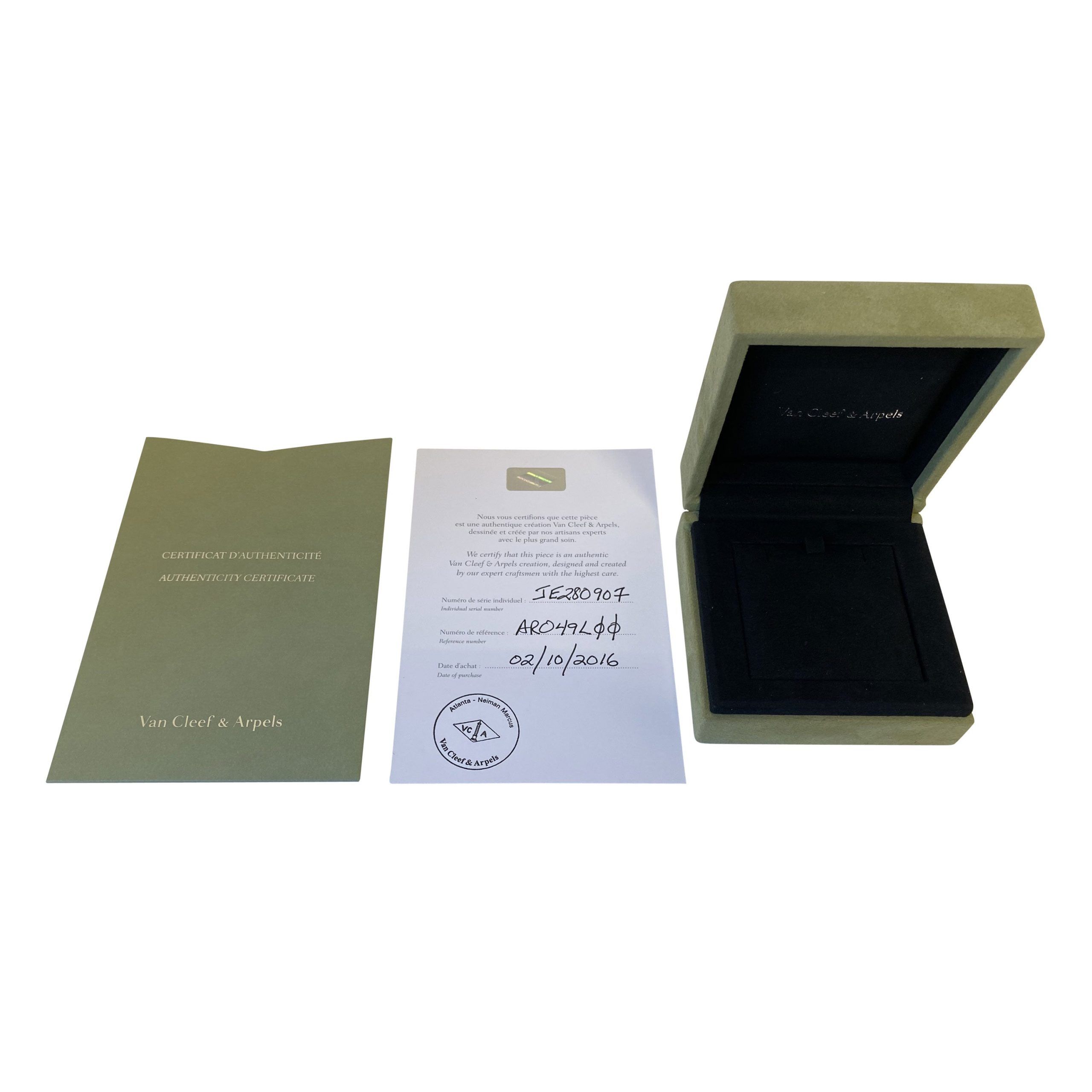 Van Cleef & Arpels Vintage Alhambra Mother Of Pearl Long Necklace in 18K Gold Jewelry