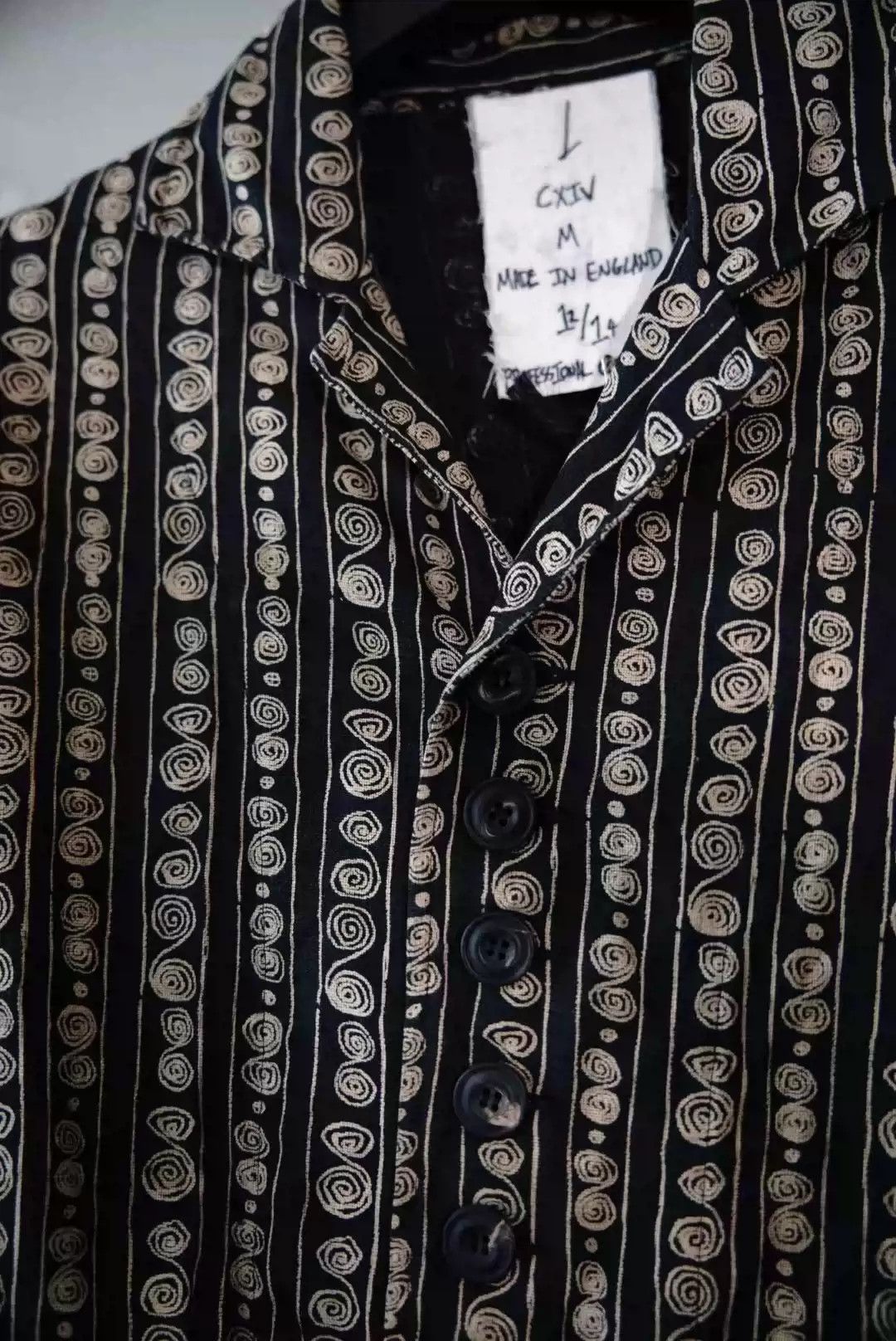 John Alexander Skelton John Alexander Skelton Black brown totem linen shirt Size US M / EU 48-50 / 2 - 4 Thumbnail