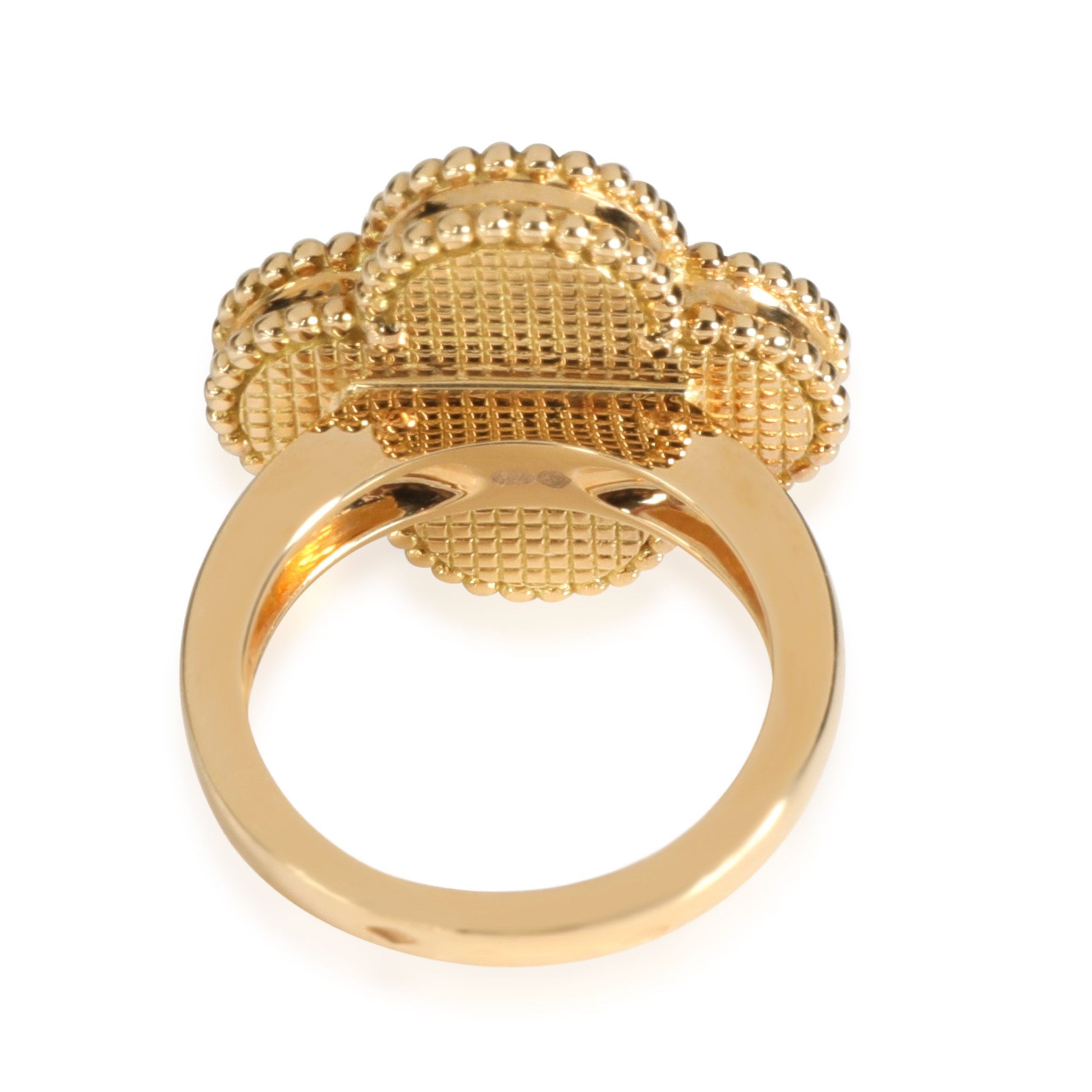 Van Cleef & Arpels Magic Alhambra Gray Mother Of Pearl Ring in 18k Yellow Gold