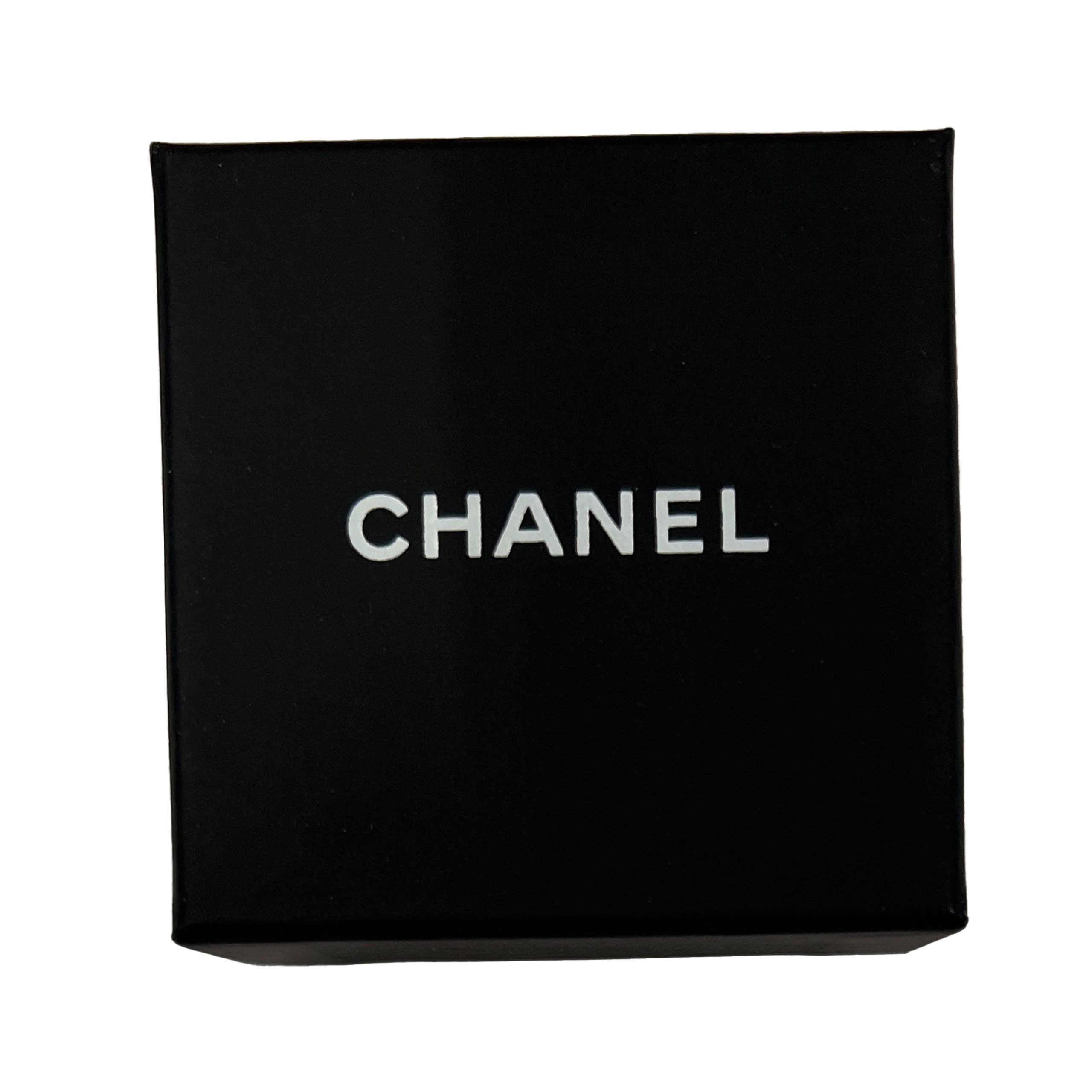 Chanel Chanel Gold Plated Heart Stud CC Earrings Size ONE SIZE - 4 Thumbnail