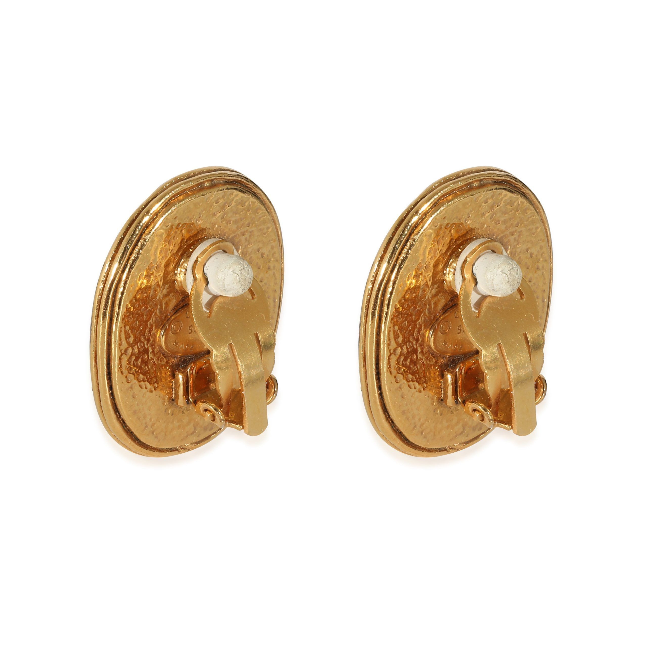 Chanel Vintage Chanel 1993 Gold Tone CC Navy Blue Resin Clip On Earrings Size ONE SIZE - 2 Thumbnail
