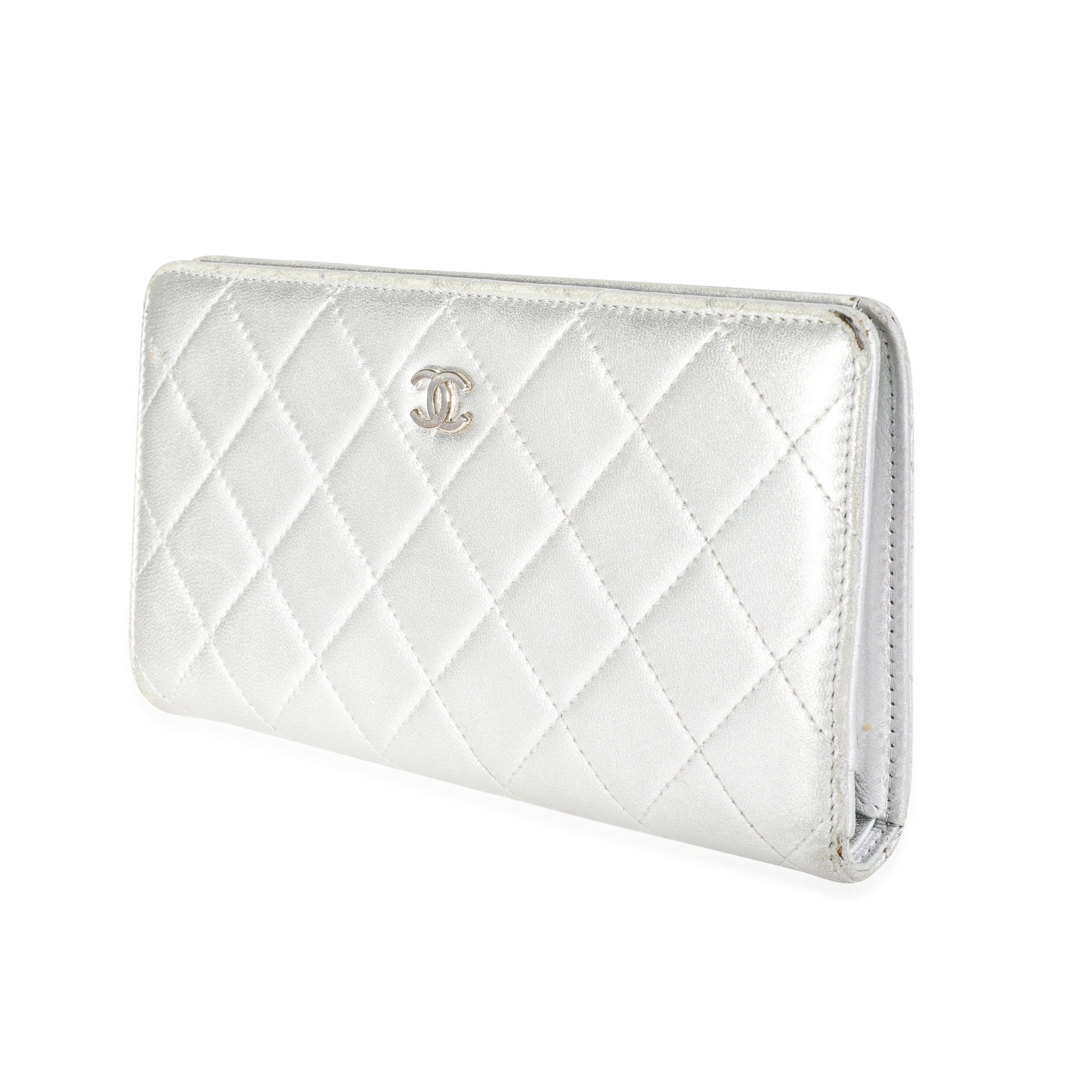 Chanel Chanel Metallic Silver Quilted Lambskin Leather CC L-Yen Wallet Size ONE SIZE - 2 Preview