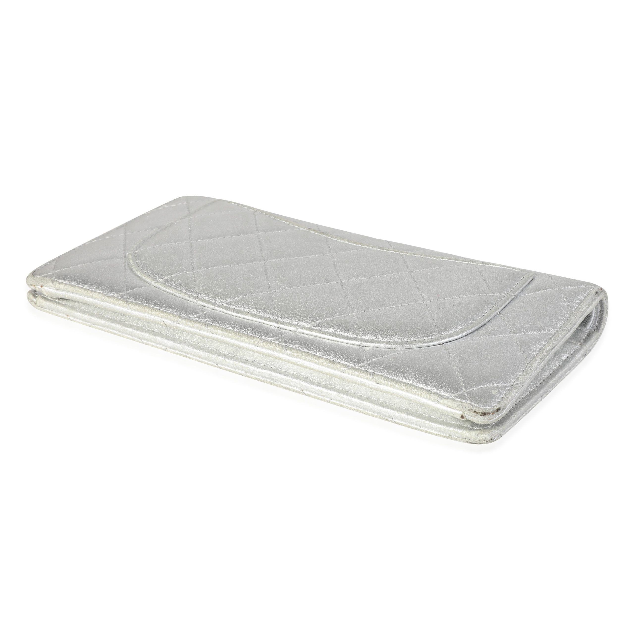 Chanel Chanel Metallic Silver Quilted Lambskin Leather CC L-Yen Wallet Size ONE SIZE - 5 Thumbnail