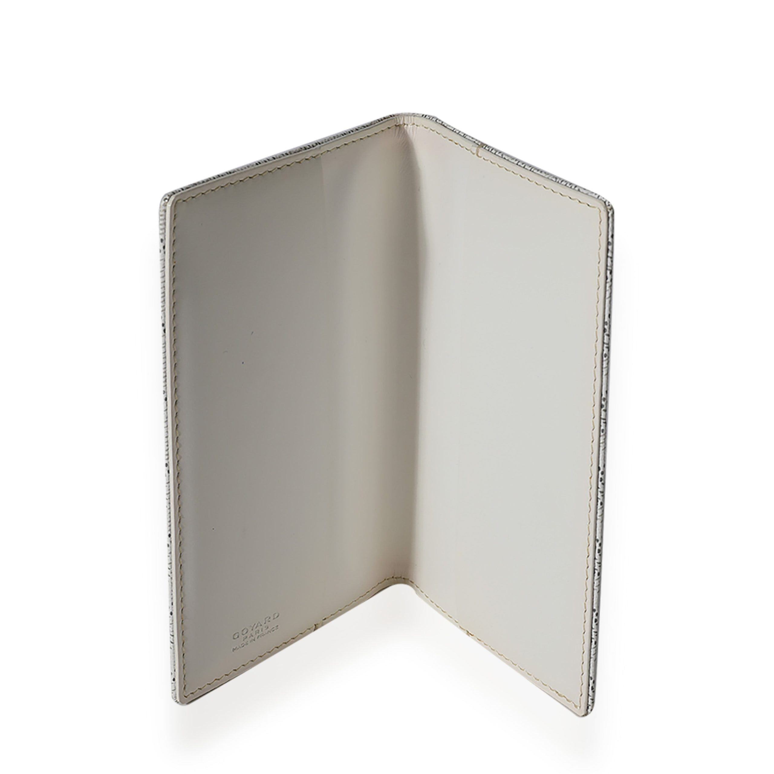 Goyard Goyard White Goyardine Canvas Passport Holder Size ONE SIZE - 2 Thumbnail
