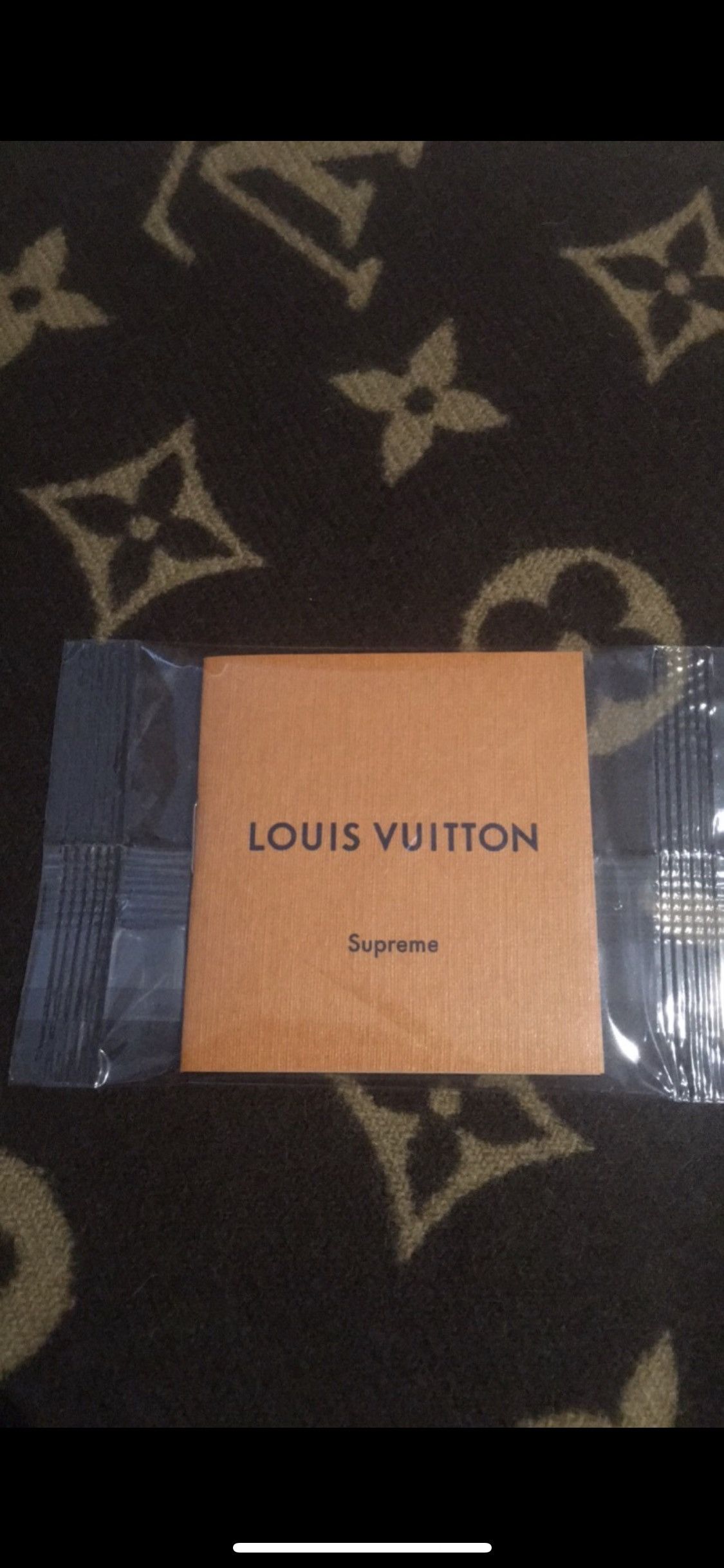 Louis Vuitton × Supreme Brown Monogram Scarf 🧣 Size ONE SIZE - 5 Thumbnail