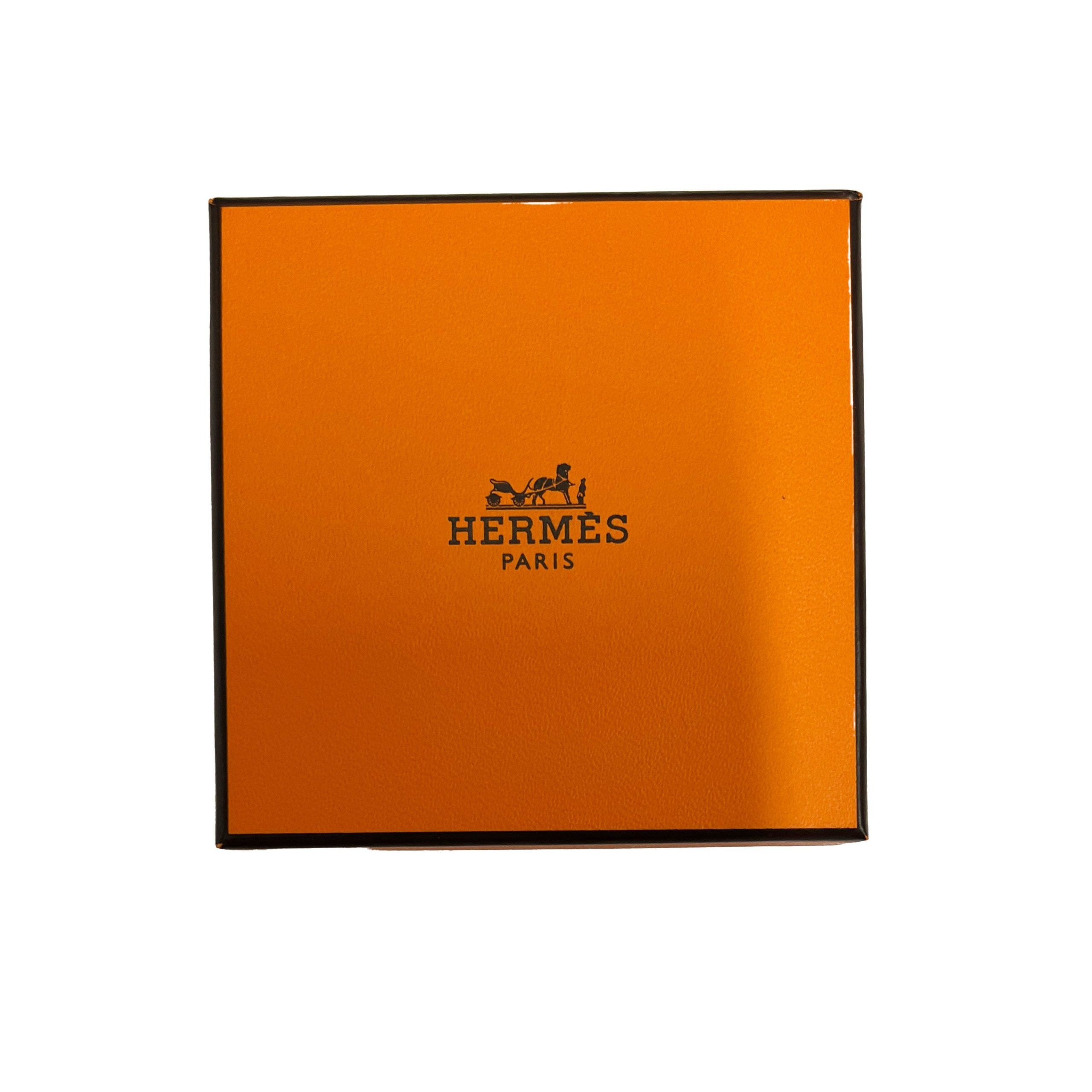 Hermes Gold Plated Hermès Clic Clac H Bracelet in Blanc Size ONE SIZE - 5 Thumbnail