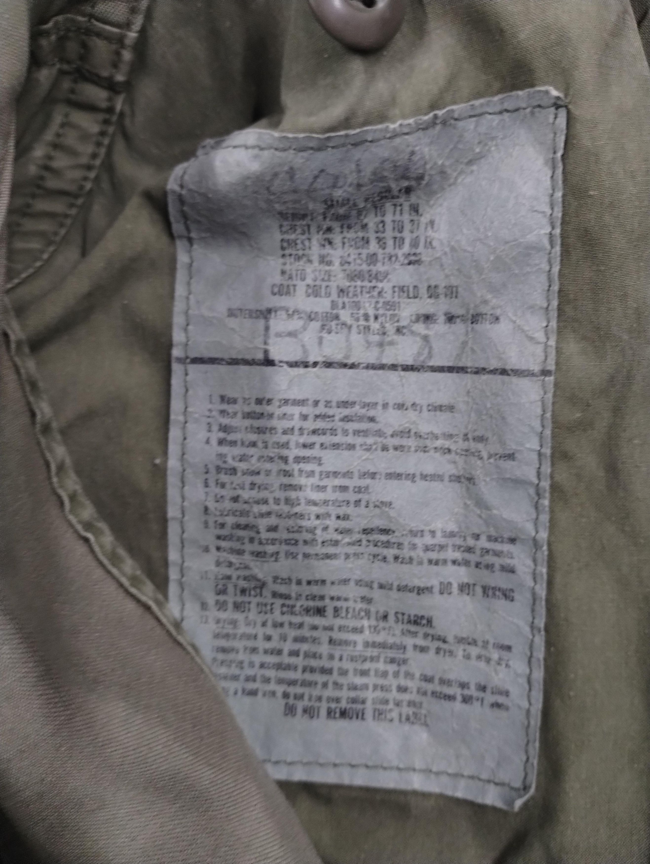 Vintage Vintage 90s Faded Olive Green Military Jacket Size US S / EU 44-46 / 1 - 3 Thumbnail