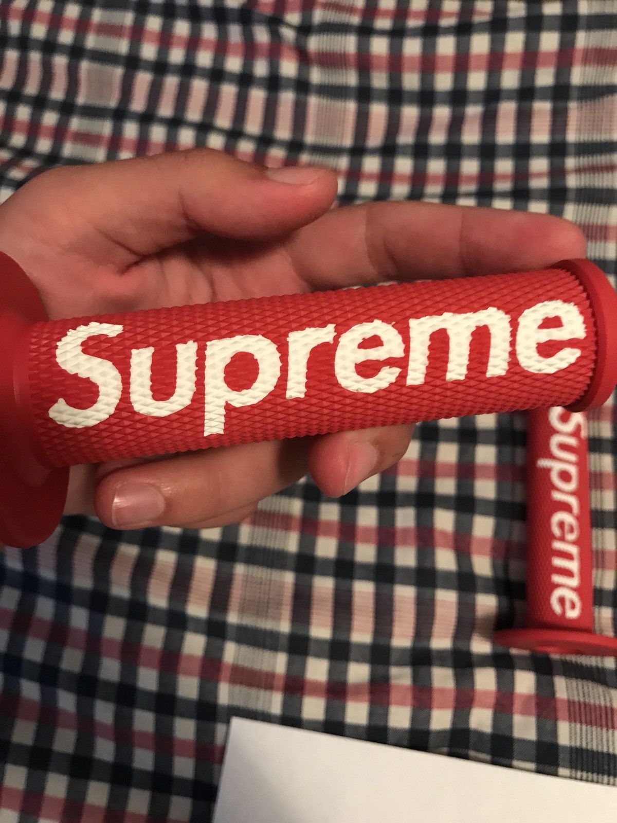 Supreme bmx grips online