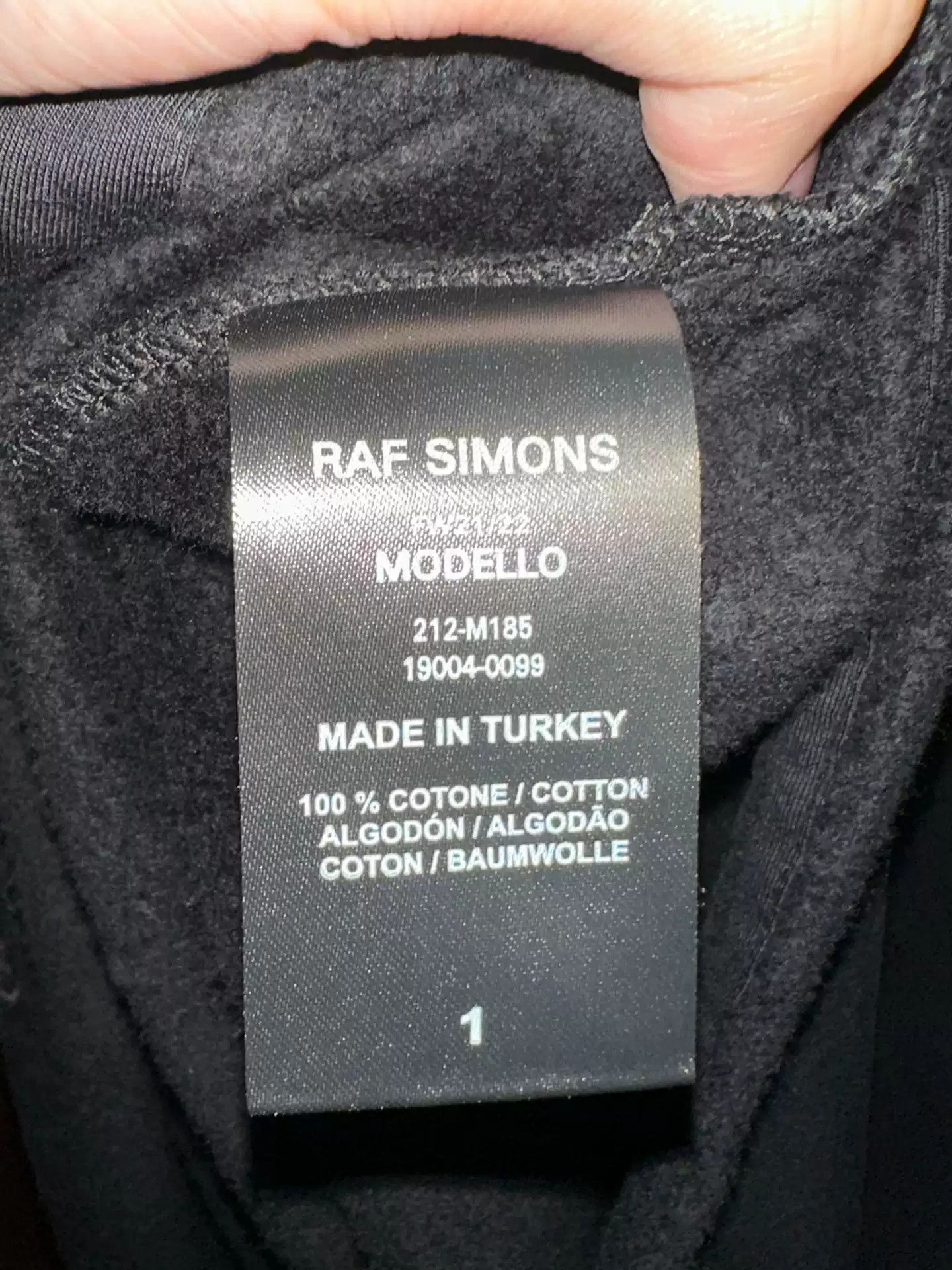 Raf Simons Raf Simons 21AW giant sleeve ghost hand triangle neck mask sweater Size US S / EU 44-46 / 1 - 4 Thumbnail
