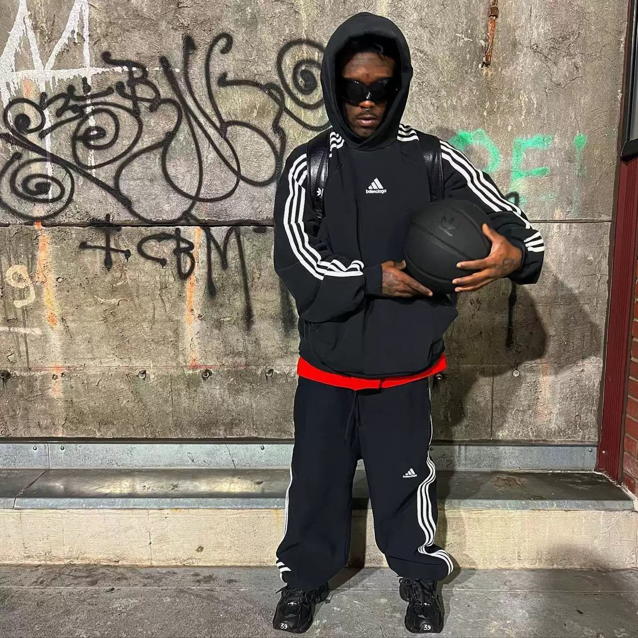 Balenciaga Balenciaga SS23 Adidas Co branded Embroidered Logo Block Color Hoodie Size US XS / EU 42 / 0 - 7 Thumbnail