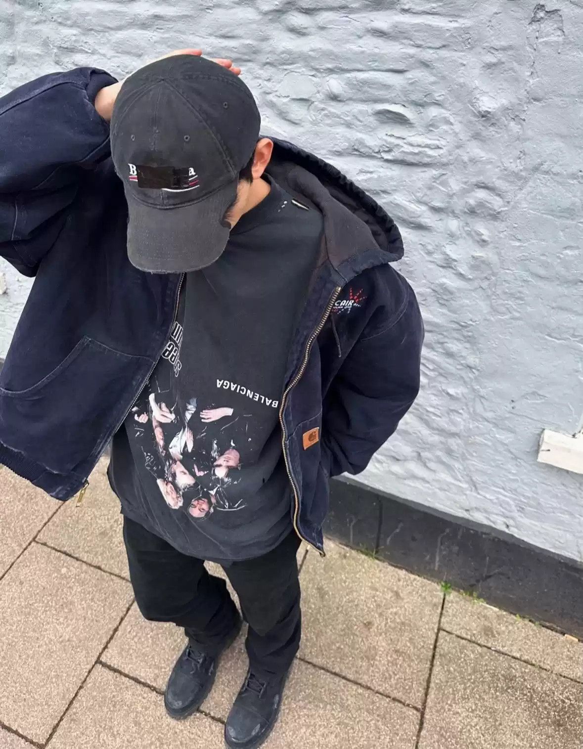Balenciaga Balenciaga22SS Inverted and Inverted Portrait Band Washed and Damaged Long Sleeves Size US M / EU 48-50 / 2 - 2 Thumbnail