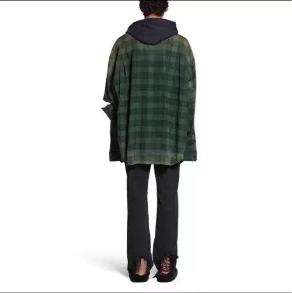 Balenciaga Balenciaga SS23 Embroidered logo plaid hooded long sleeved shirt on chest Size US S / EU 44-46 / 1 - 9 Thumbnail