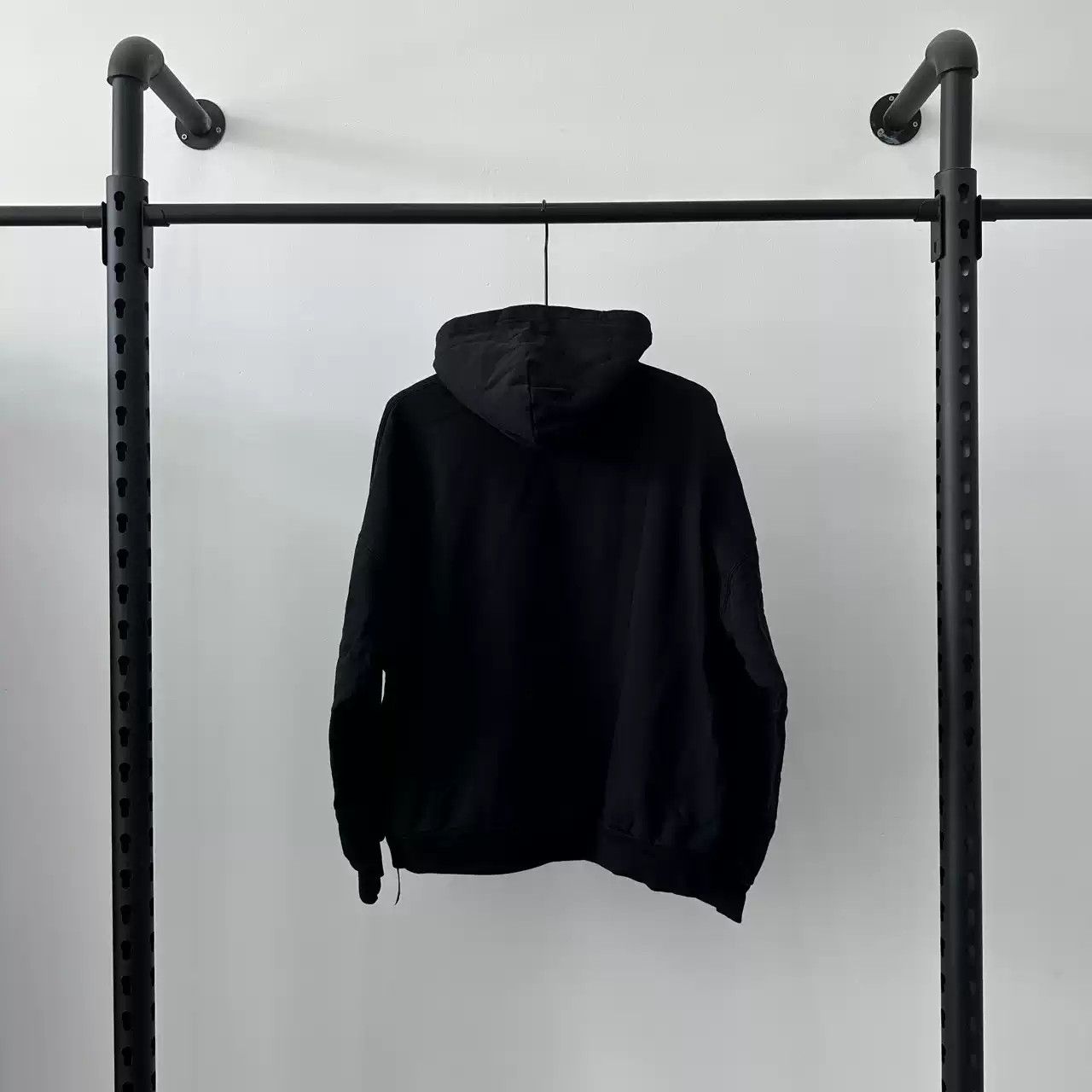 Balenciaga Balenciaga SS22 City Collection Beijing Exclusive Embroidered Logo Hoodie Size US S / EU 44-46 / 1 - 2 Thumbnail