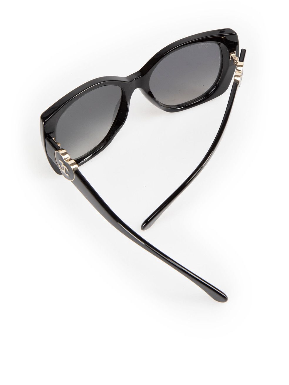 Black Square Heart Detail Sunglasses