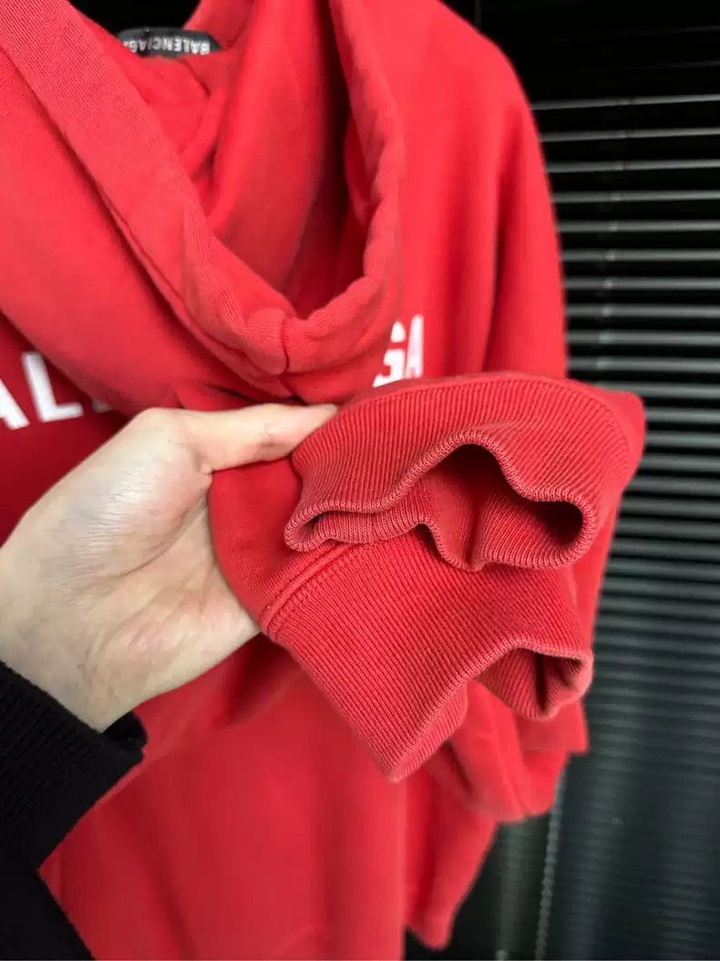 Balenciaga Balenciaga front and rear logo red hoodie Size US S / EU 44-46 / 1 - 6 Thumbnail