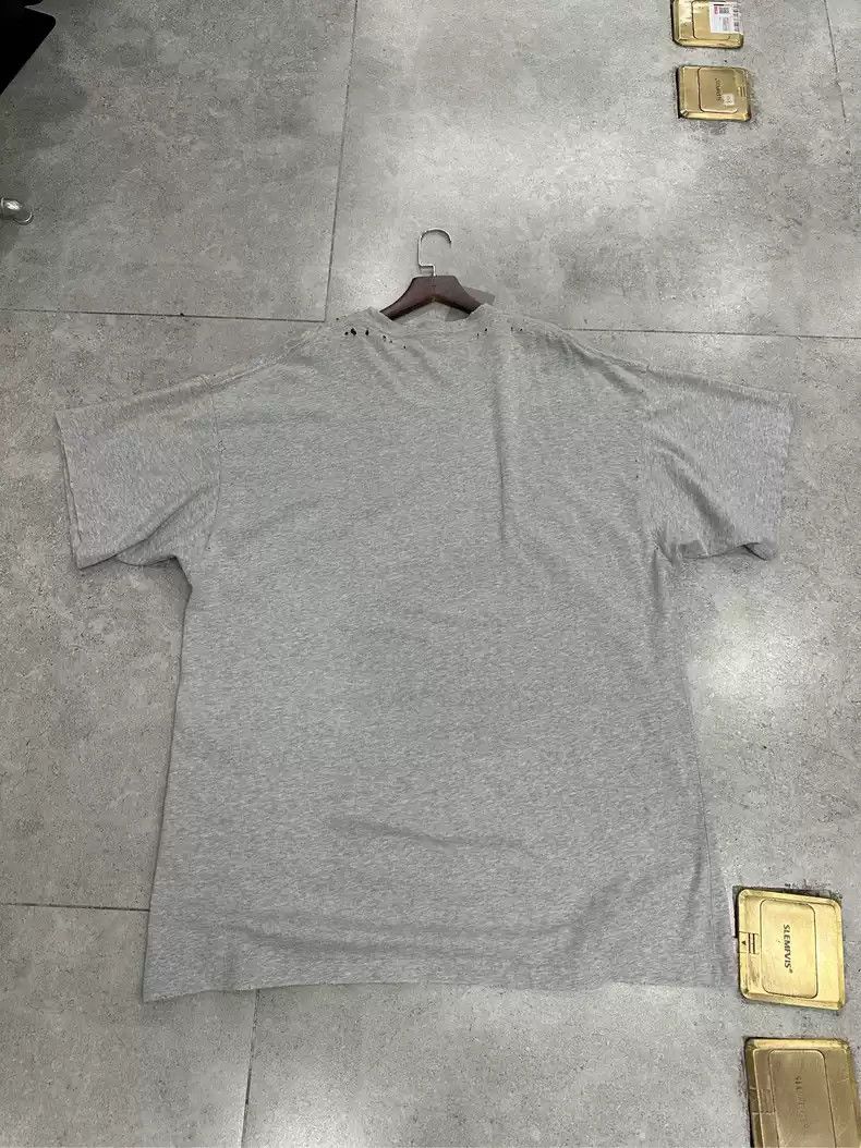 Balenciaga Balenciaga x rupaul Co branded Grey Short sleeved T-shirt Size US L / EU 52-54 / 3 - 2 Thumbnail