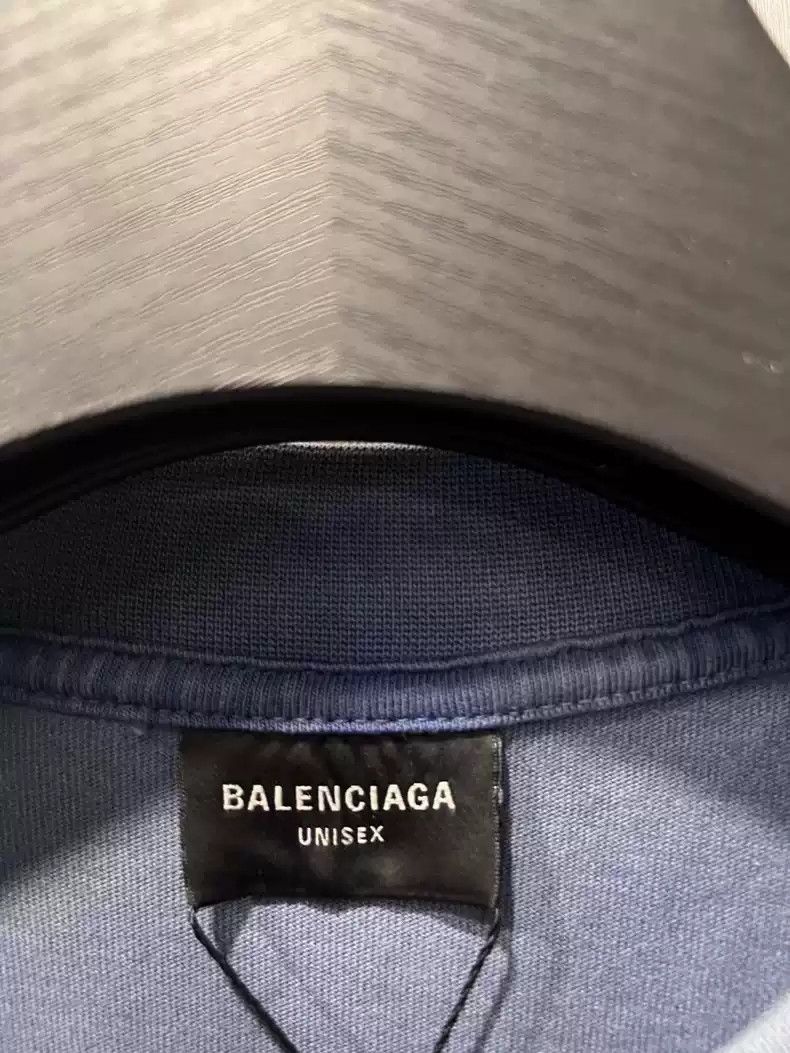 Balenciaga Balenciaga's new washed logo short sleeves Size US M / EU 48-50 / 2 - 3 Thumbnail