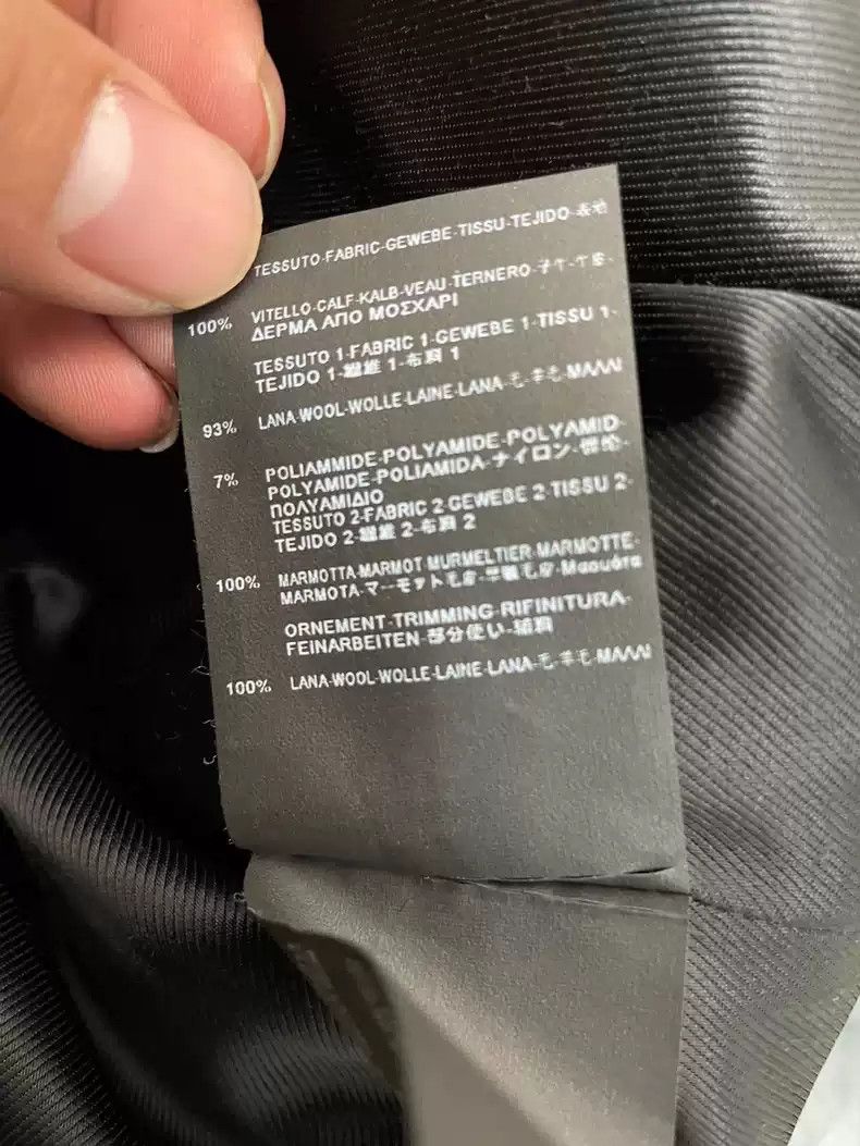 Saint Laurent Paris Saint laurent slp authentic 14 autumn and winter catwalk models dry and lazy fur stitching calfskin Size US S / EU 44-46 / 1 - 7 Thumbnail