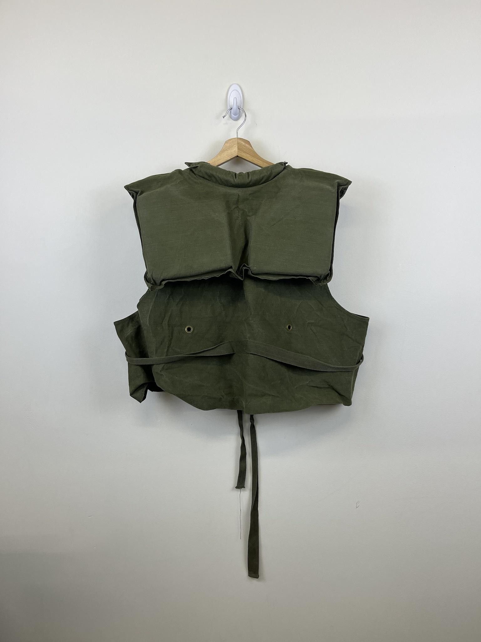 Vintage Vintage WWII Military Life Preserver Vest Size US M / EU 48-50 / 2 - 3 Thumbnail