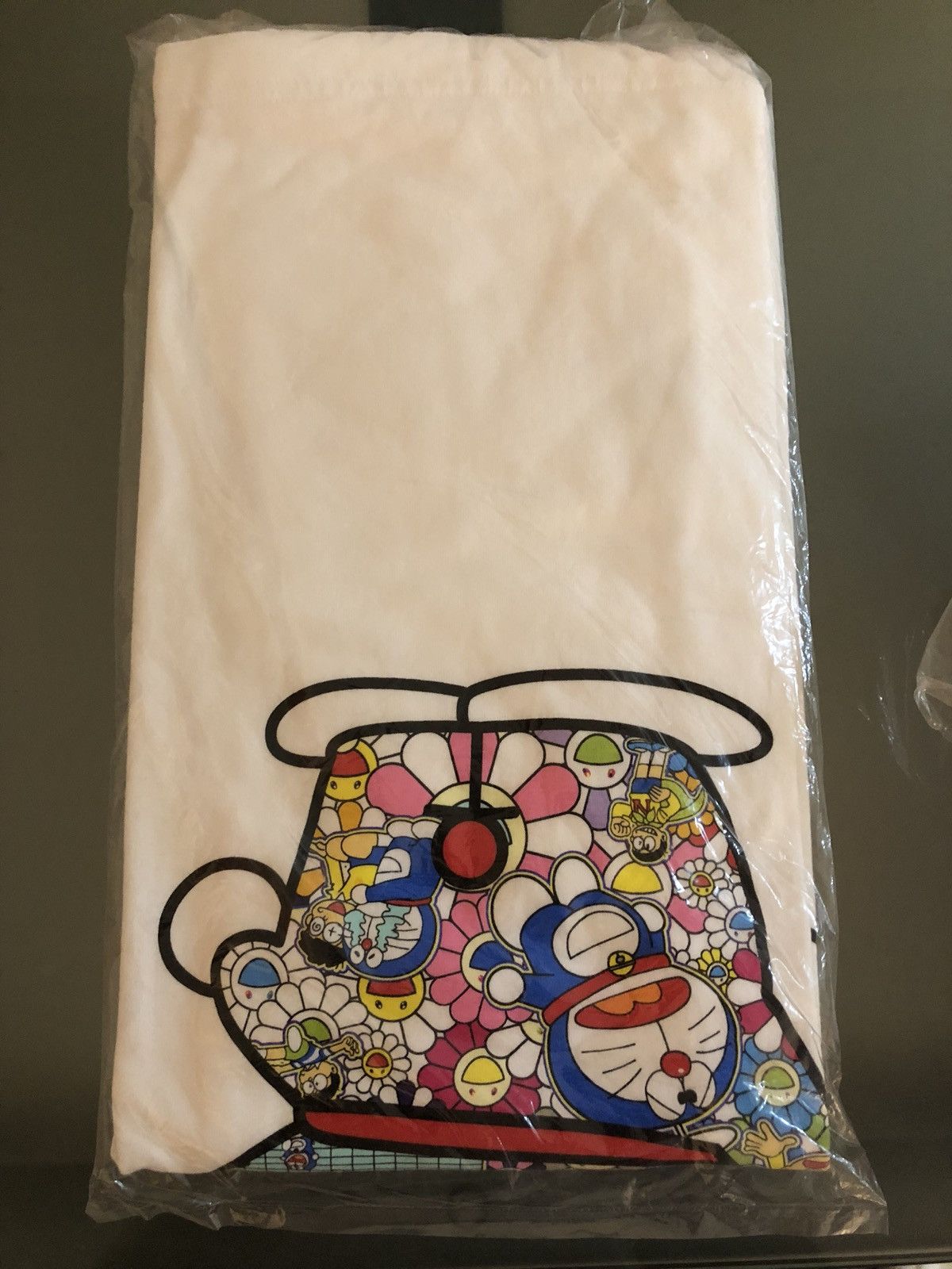 Takashi Murakami × Uniqlo Takashi Murakami X Uniqlo Size US L / EU 52-54 / 3 - 2 Thumbnail