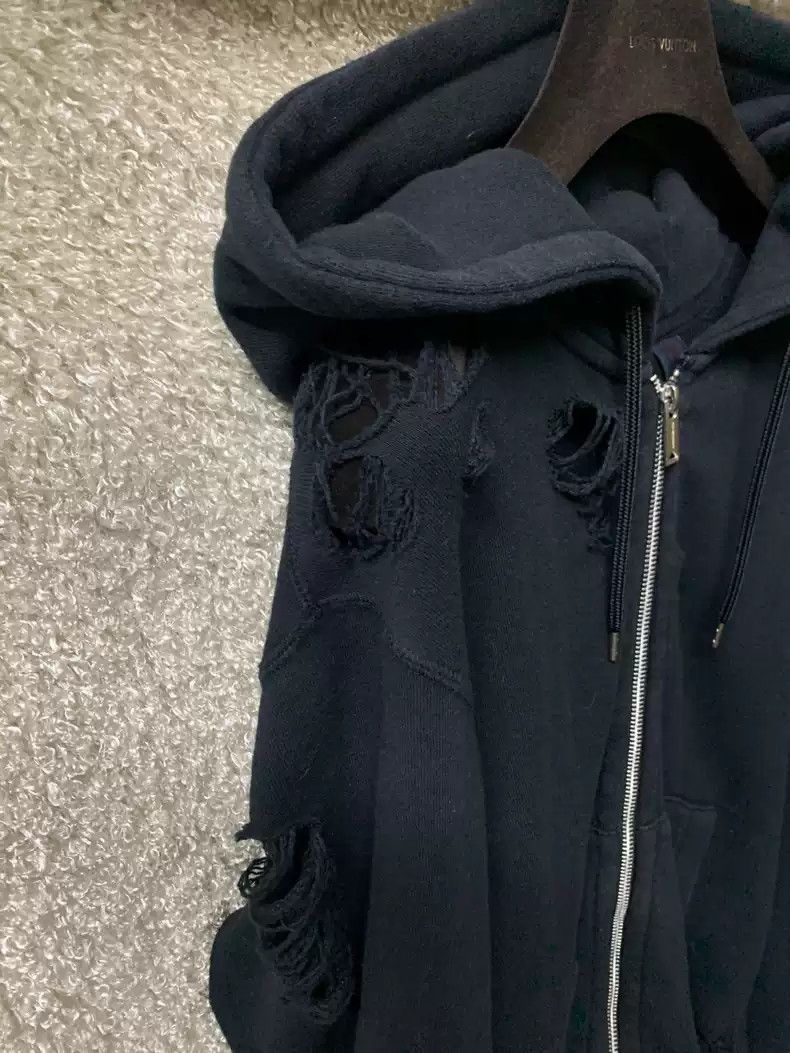 Maison MIHARA YASUHIRO Mihara Yasuhiro man destroys sweater. Size US M / EU 48-50 / 2 - 3 Thumbnail