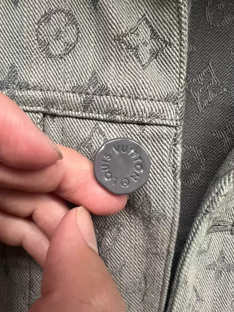 Louis Vuitton Louis Vuitton Denim jacket Size US L / EU 52-54 / 3 - 2 Thumbnail