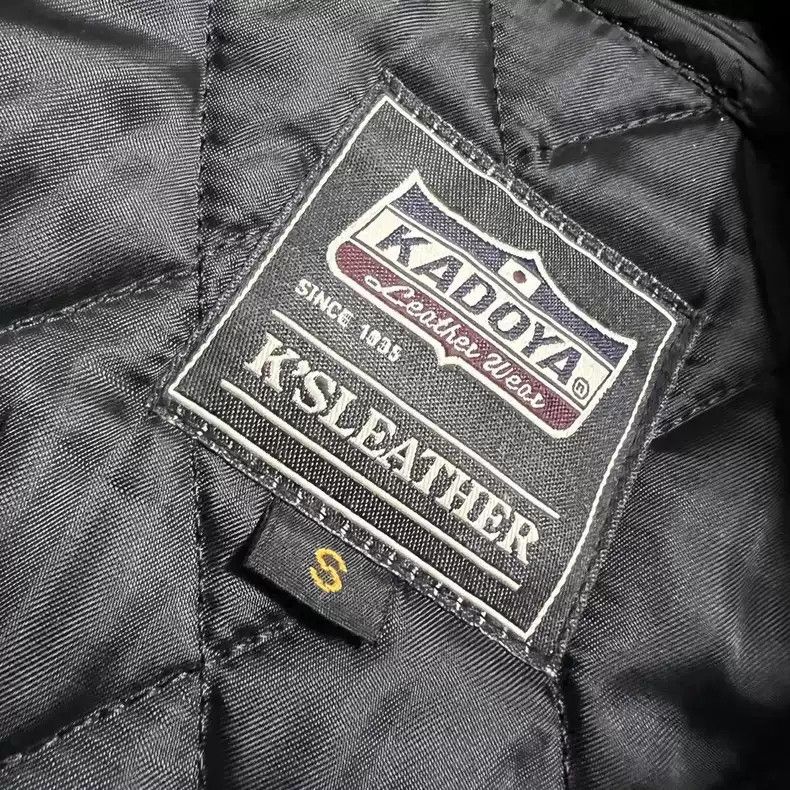 Kadoya kadoyaDiamond lattice straight lapel leather coat Size US S / EU 44-46 / 1 - 5 Thumbnail