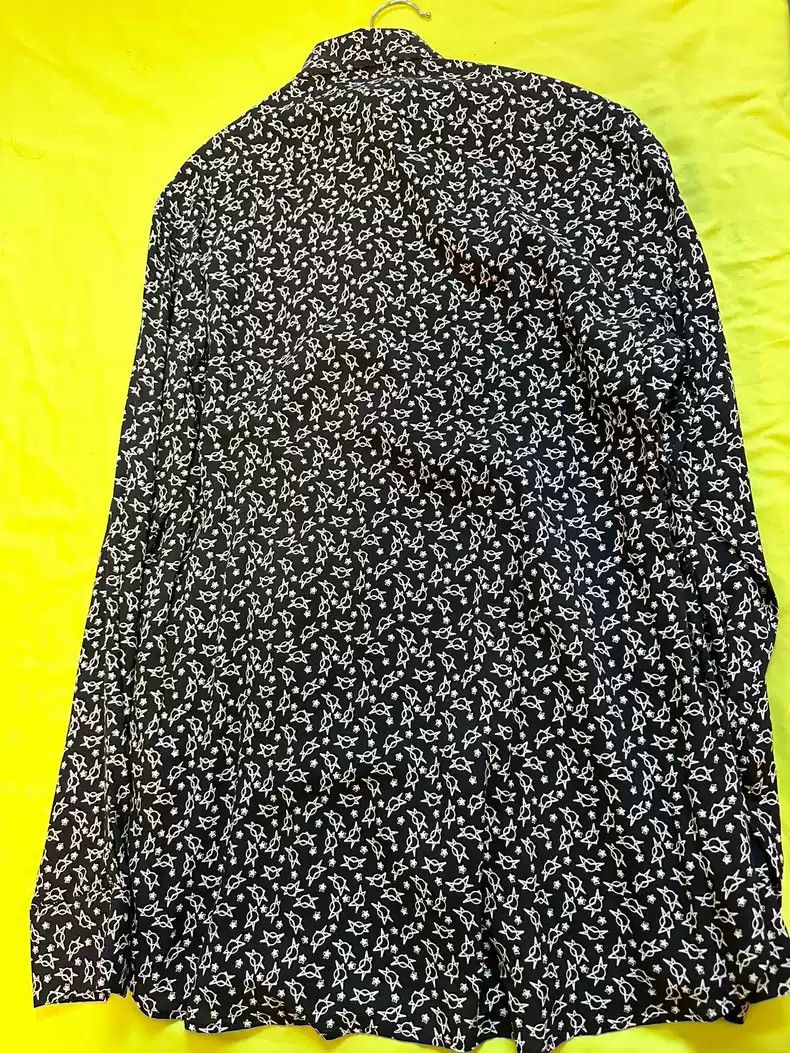 Saint Laurent Paris Saint Laurent men's black star print slim shirt Size US M / EU 48-50 / 2 - 4 Thumbnail