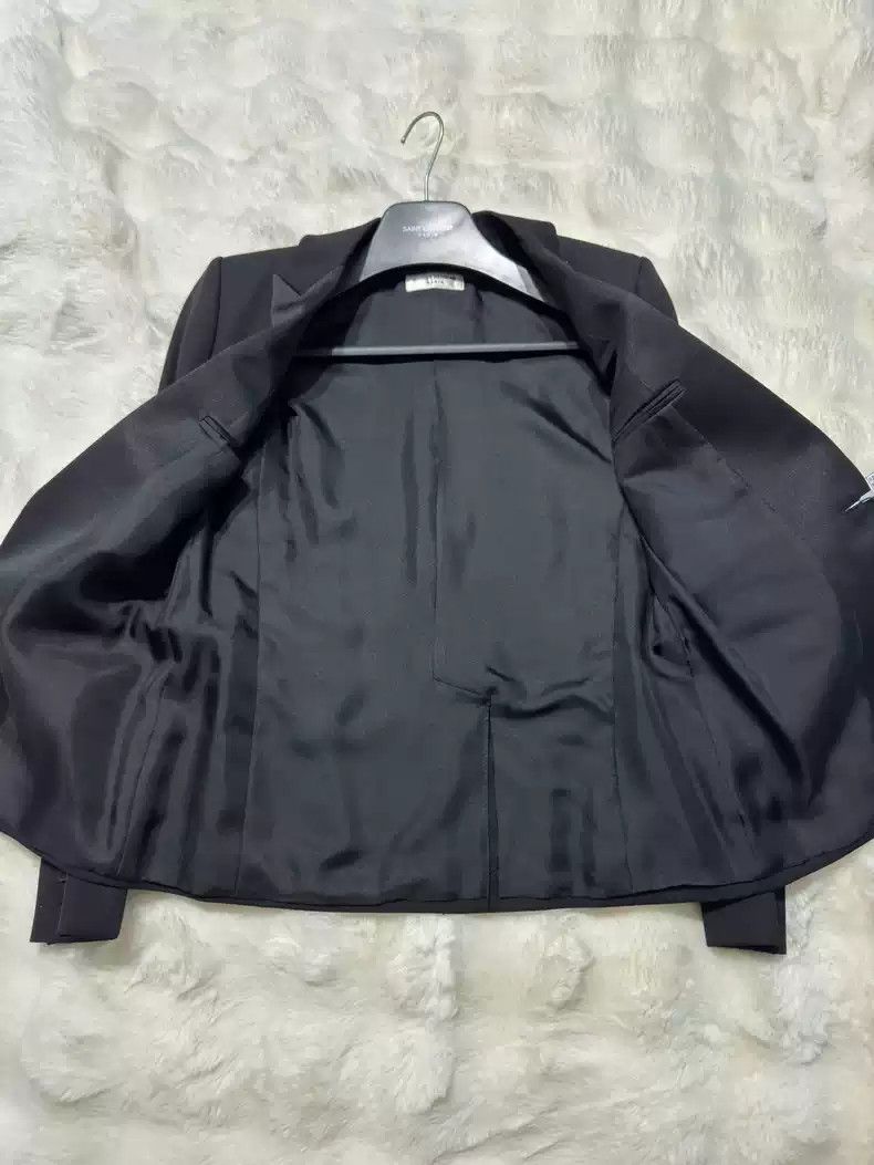 Saint Laurent Paris Saint Laurent's first year show brand-new ladies' smoking clothes Size US S / EU 44-46 / 1 - 3 Thumbnail
