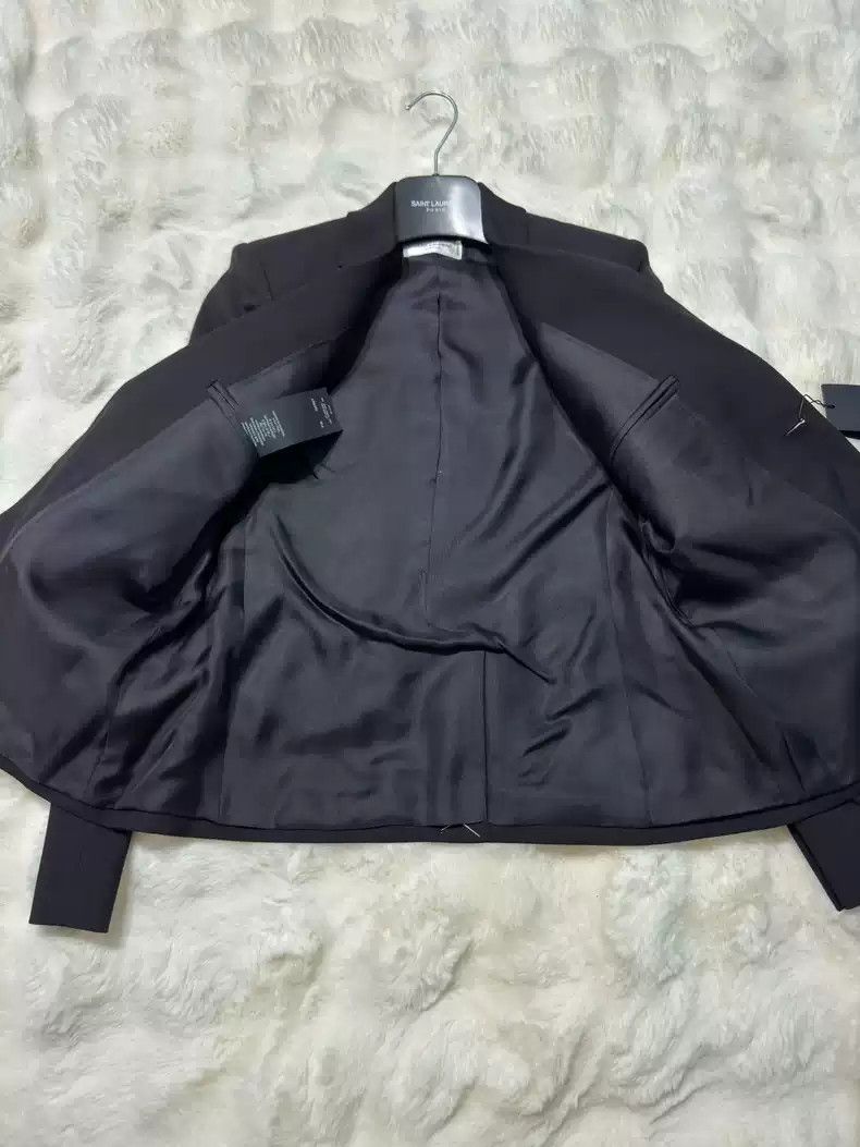 Saint Laurent Paris Saint Laurent brand new ladies' suit Size US M / EU 48-50 / 2 - 2 Thumbnail