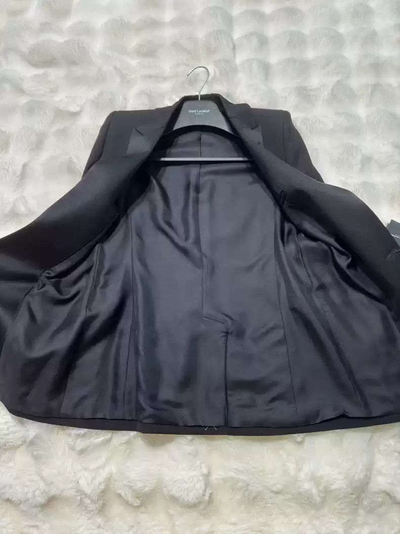 Saint Laurent Paris Saint Laurent brand new ladies smoking suit Size US S / EU 44-46 / 1 - 3 Thumbnail