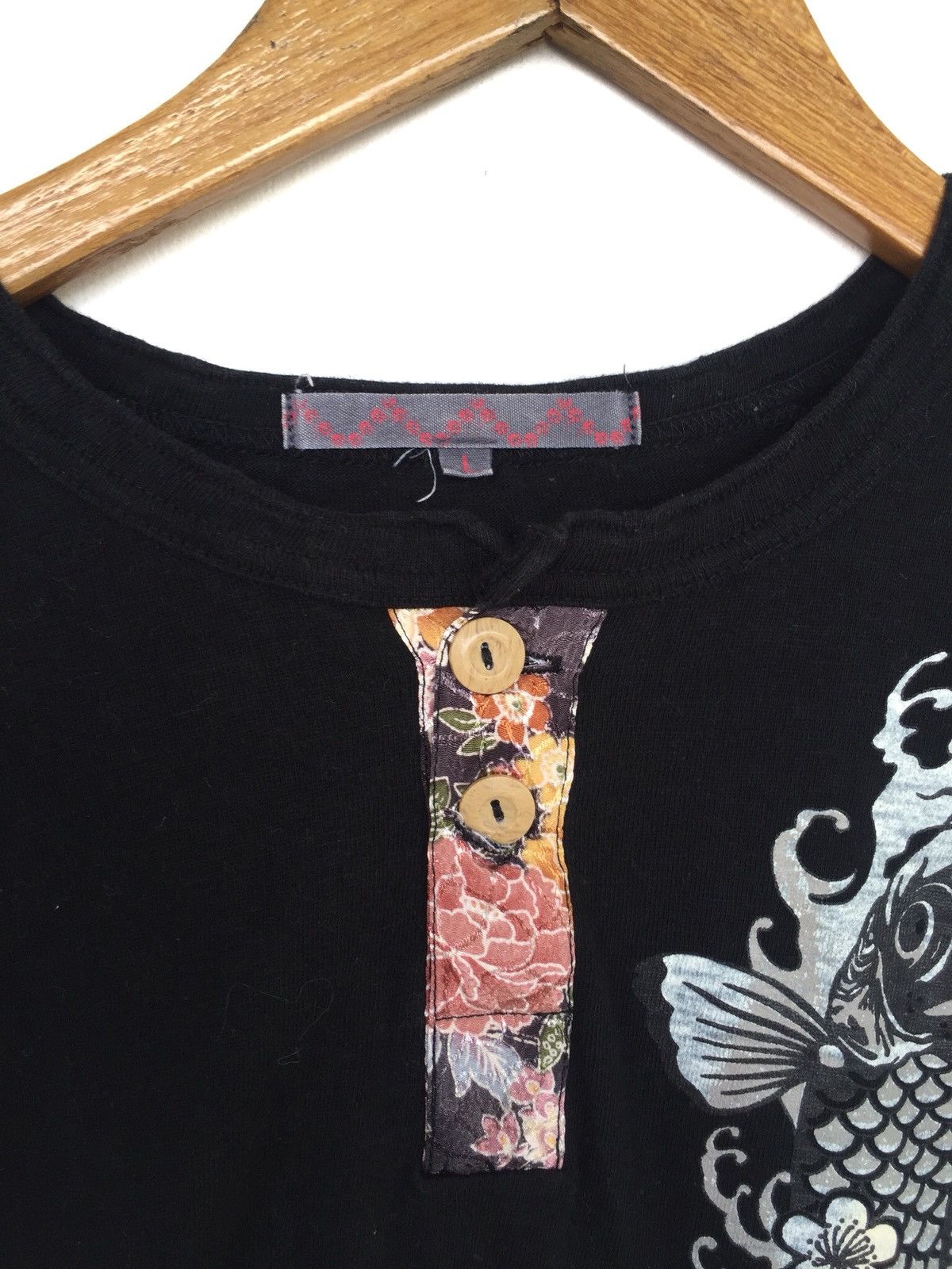 Karakuri Tamashii Koi Fish Multicolor Art Printed Black Long Sleeve Shirt Size US L / EU 52-54 / 3 - 7 Thumbnail