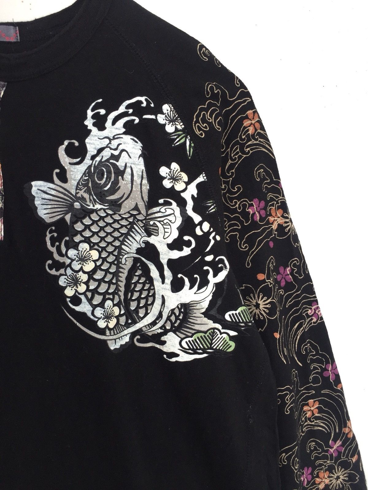 Karakuri Tamashii Koi Fish Multicolor Art Printed Black Long Sleeve Shirt Size US L / EU 52-54 / 3 - 4 Thumbnail