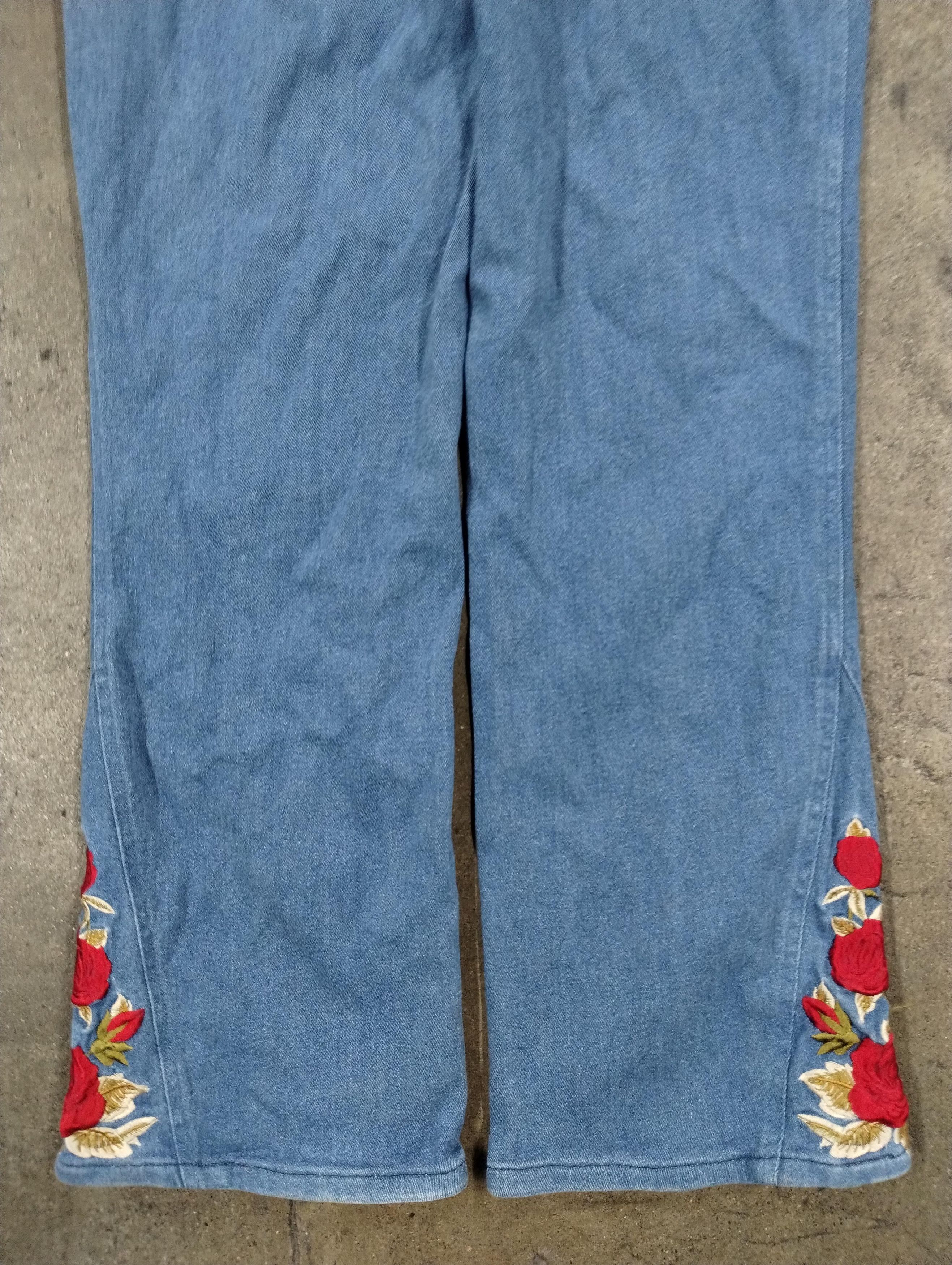 Vintage Vintage Dianes Rose Embroidered Denim Pants Size US 29 - 7 Thumbnail