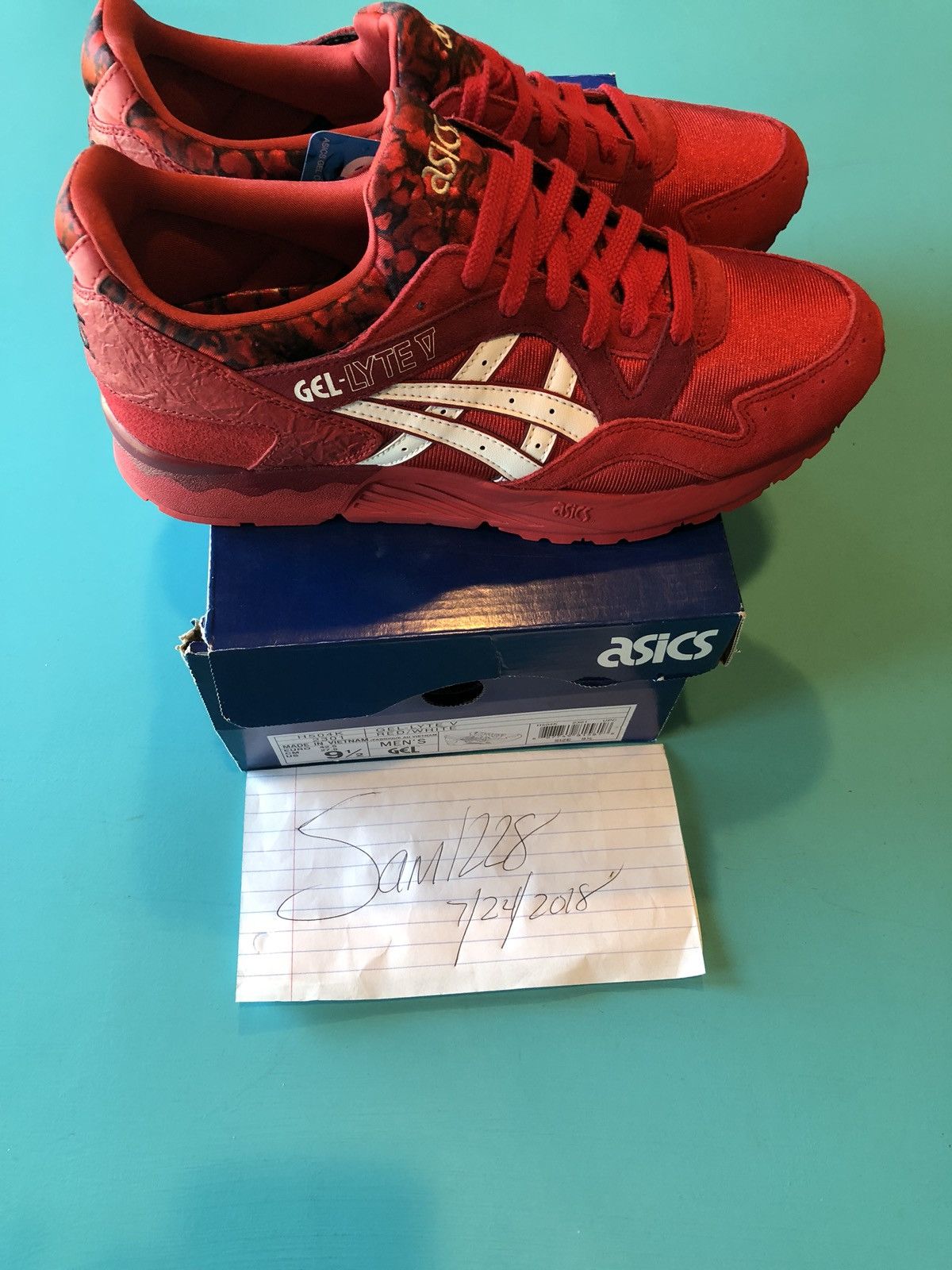ASICS Vday Romance Pack