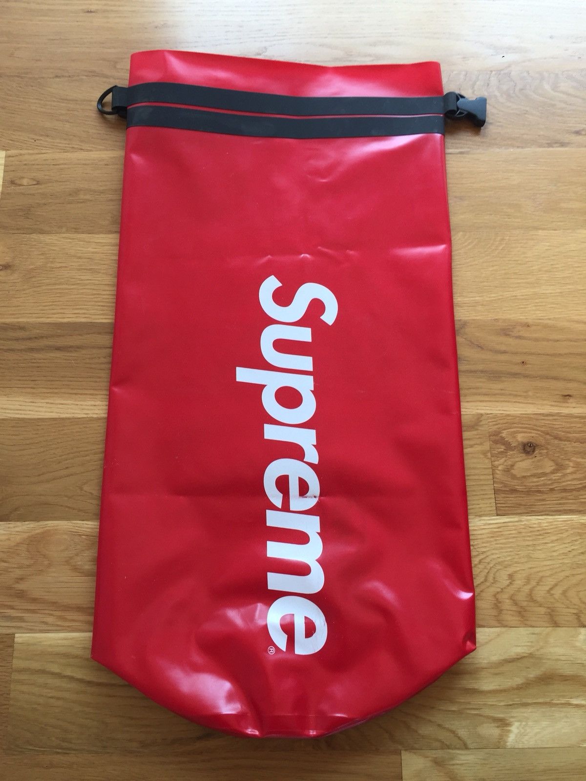 Supreme Supreme Sea Line Dry Bag 20L | Grailed