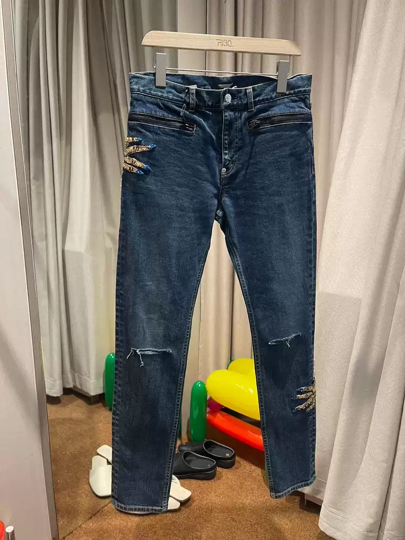 Undercover Undercover Classic ghost hand blue jeans Size US 34 / EU 50 - 2 Thumbnail