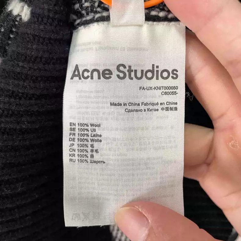 Acne Studios Acne Studios Checkerboard robot knitted sweater Size US L / EU 52-54 / 3 - 4 Thumbnail