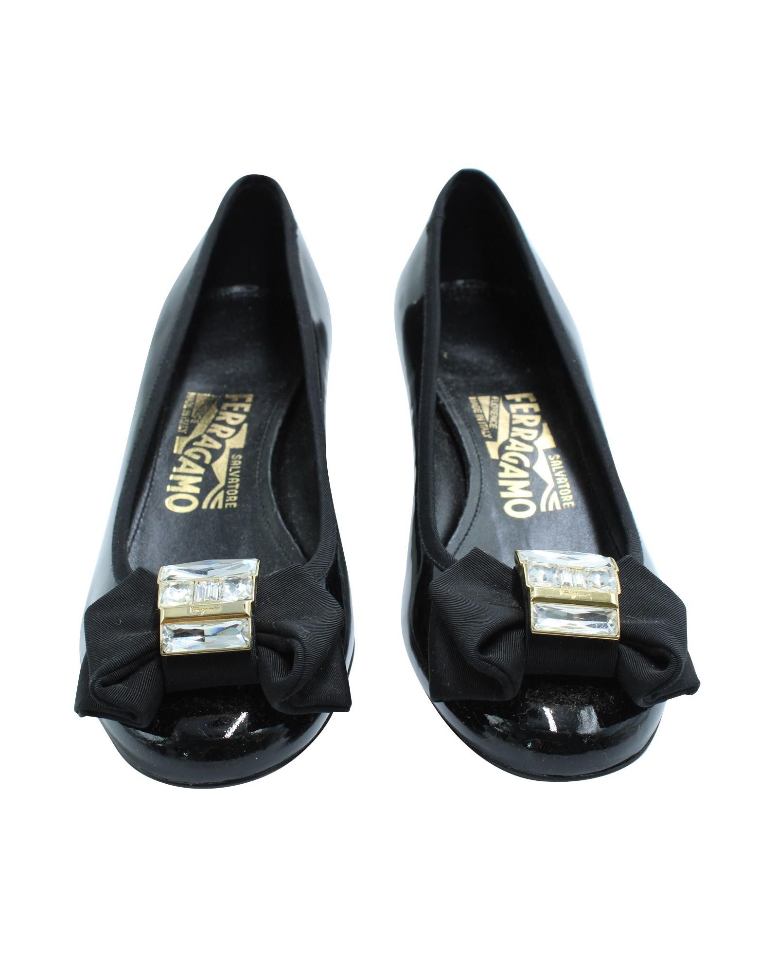 Salvatore Ferragamo Iconic Bow Embellished Low Block Heel Patent ...
