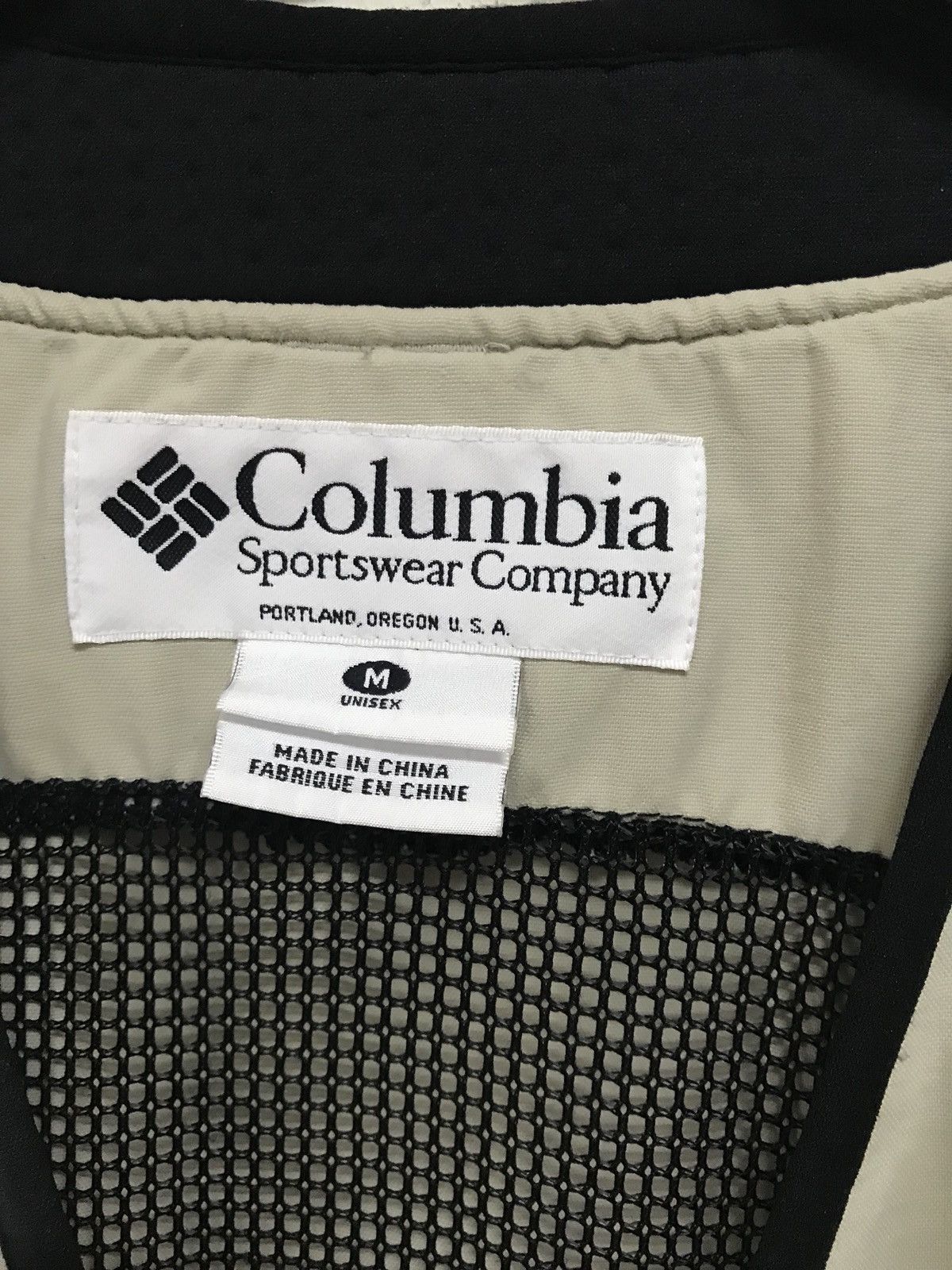 Columbia TACTICAL VEST COLUMBIA DESIGN RARE Size US M / EU 48-50 / 2 - 3 Thumbnail