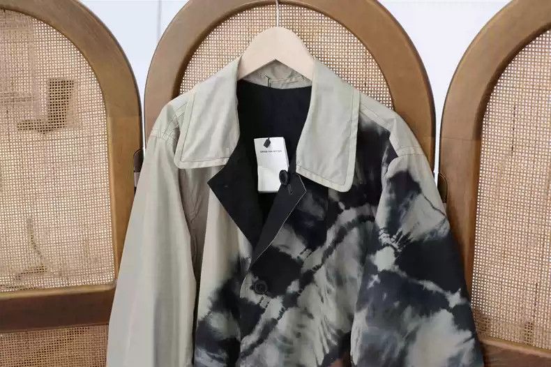 Dries Van Noten Dries van noten 19aw tie-dye printed double-sided trench coat Size US L / EU 52-54 / 3 - 6 Thumbnail