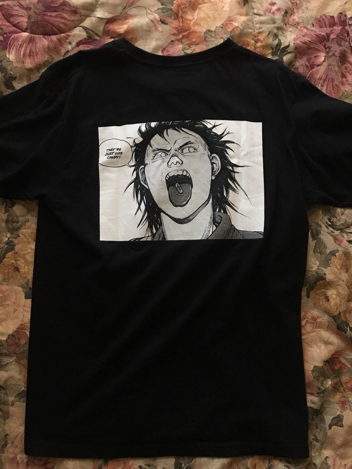 Supreme x akira tee online