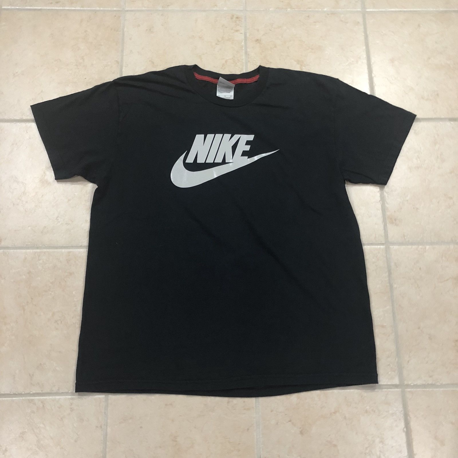 Nike Early 2000s Black Nike Logo Tee Shirt (See Pics) | Grailed