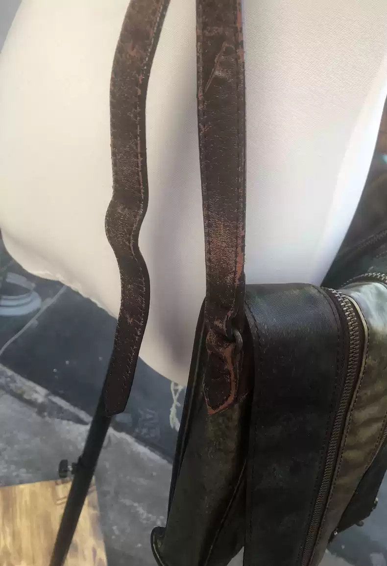 Jean Paul Gaultier Jean Paul Gaultier Deconstruction of Crossbody Bag by Jade Worm Zipper Combination Size ONE SIZE - 6 Thumbnail
